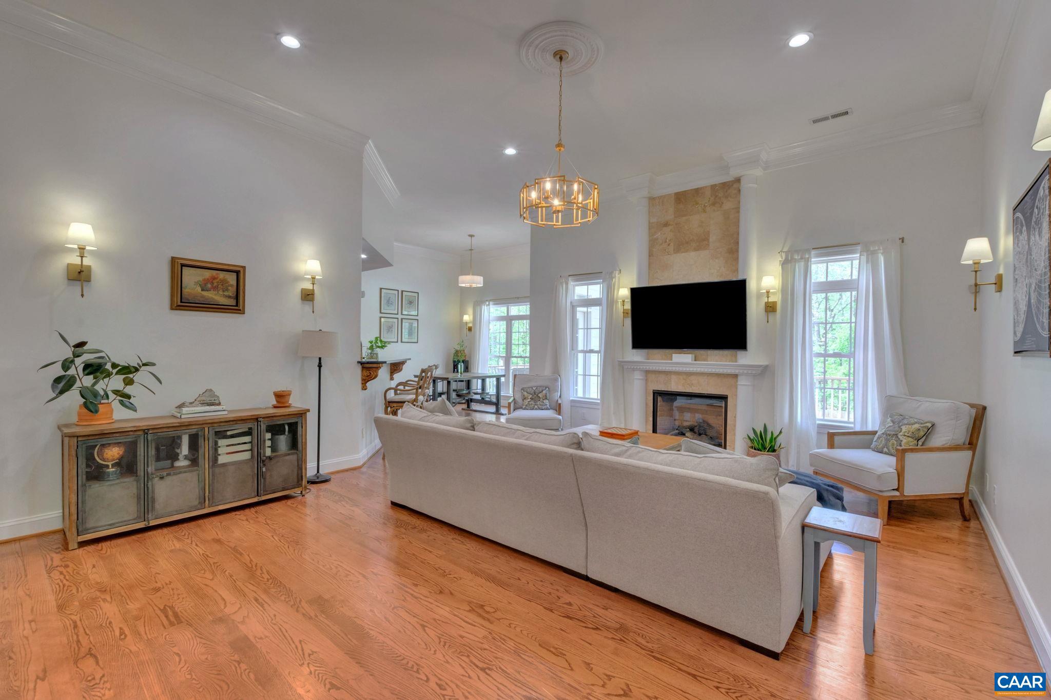 WOUNDED KNEE - Residential