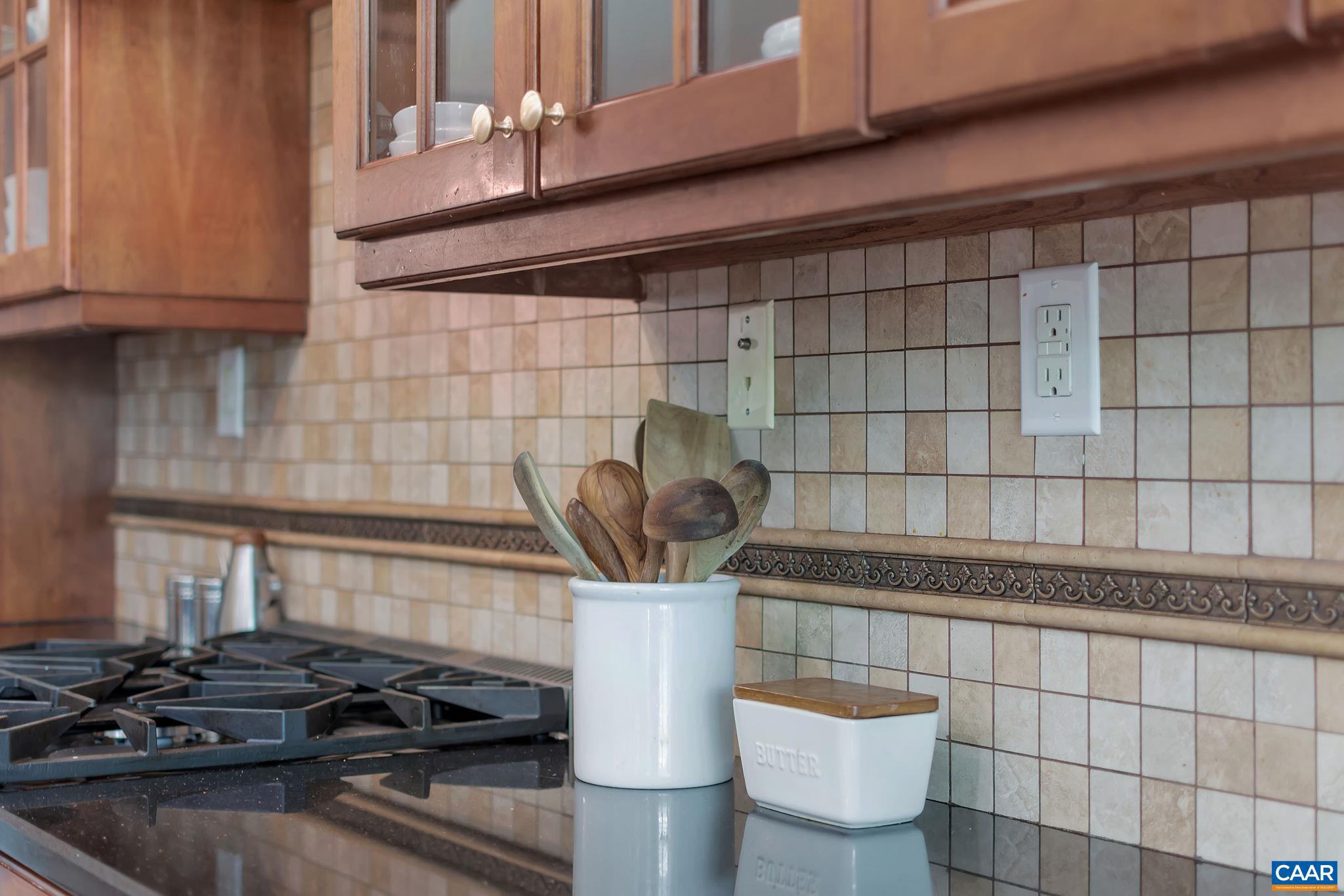 WOUNDED KNEE - Residential