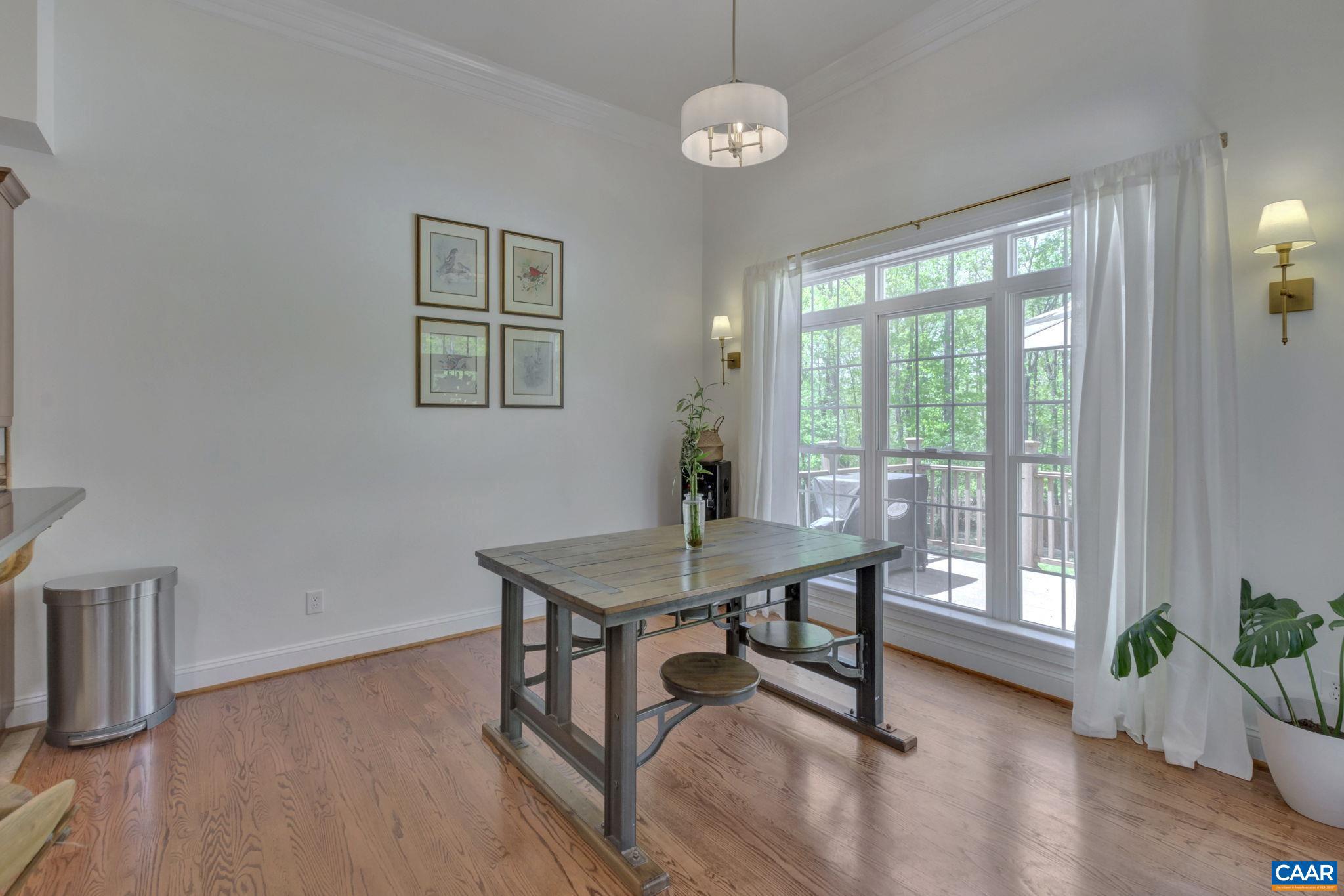 WOUNDED KNEE - Residential