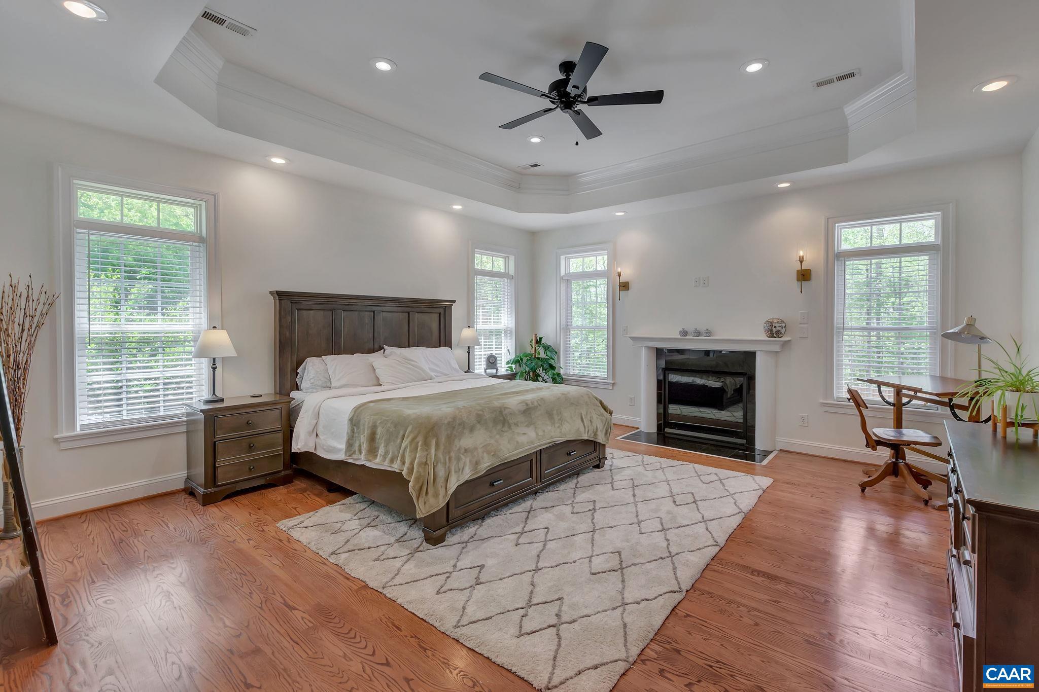 WOUNDED KNEE - Residential