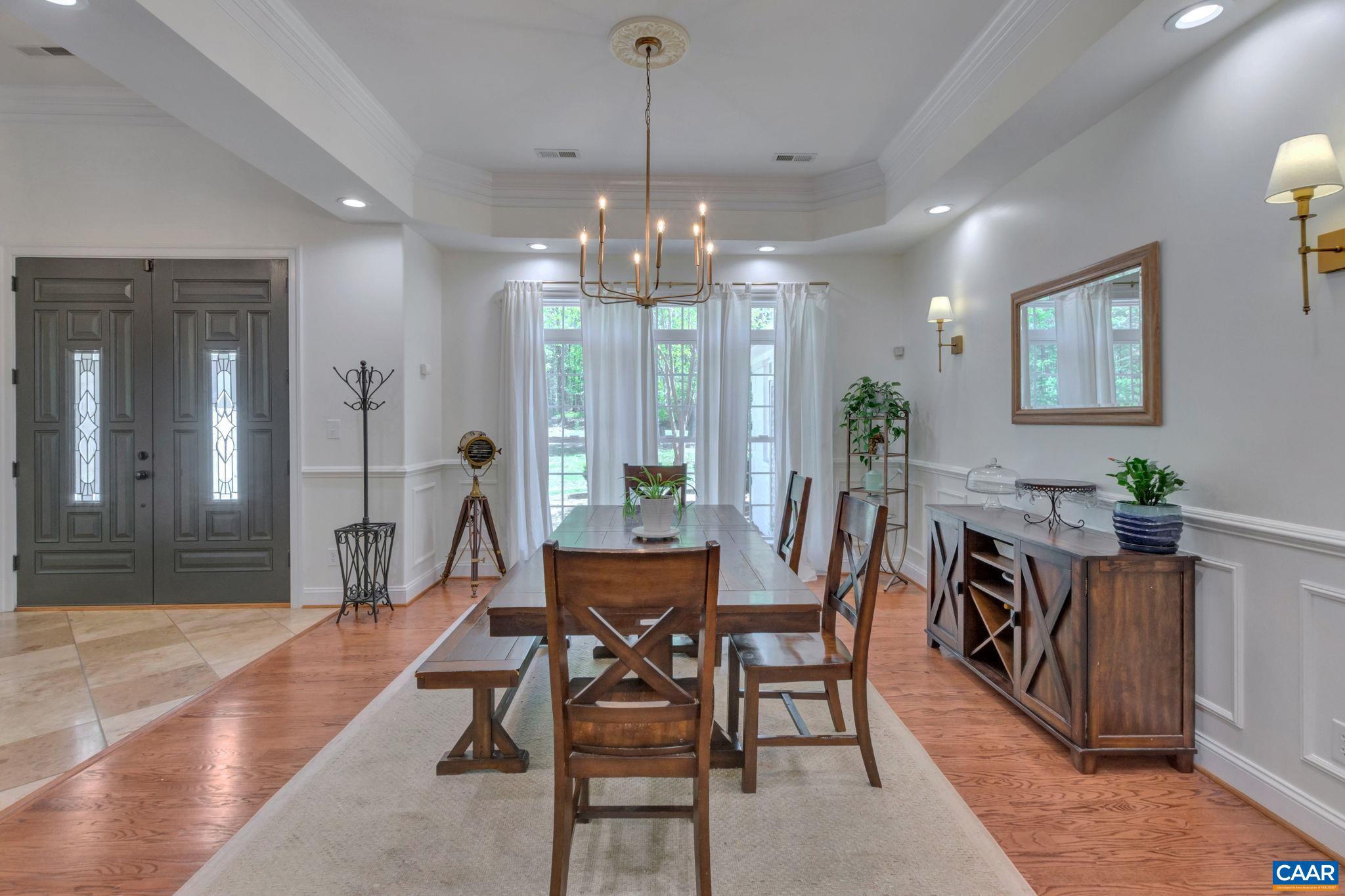 WOUNDED KNEE - Residential