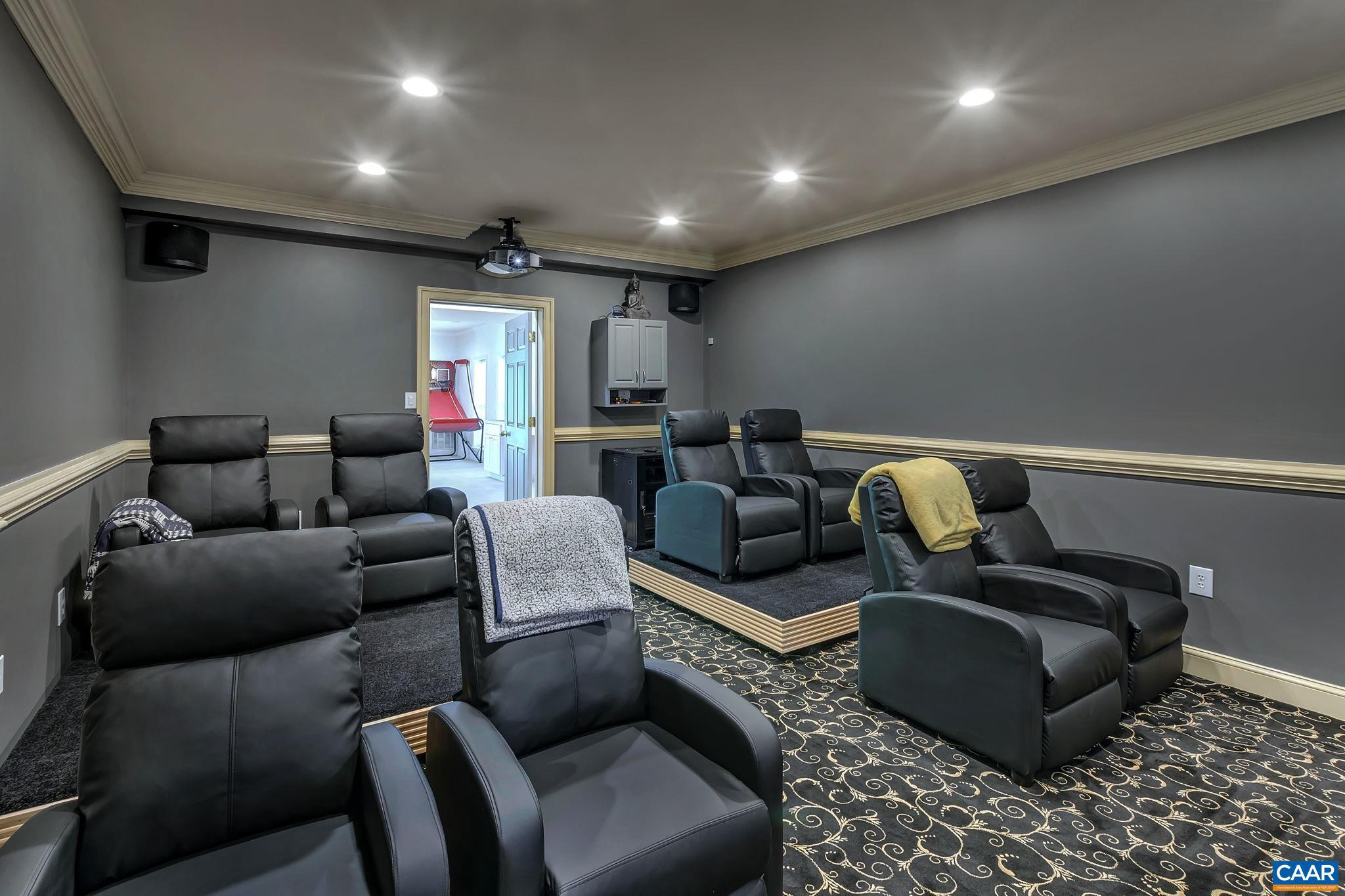 WOUNDED KNEE - Residential