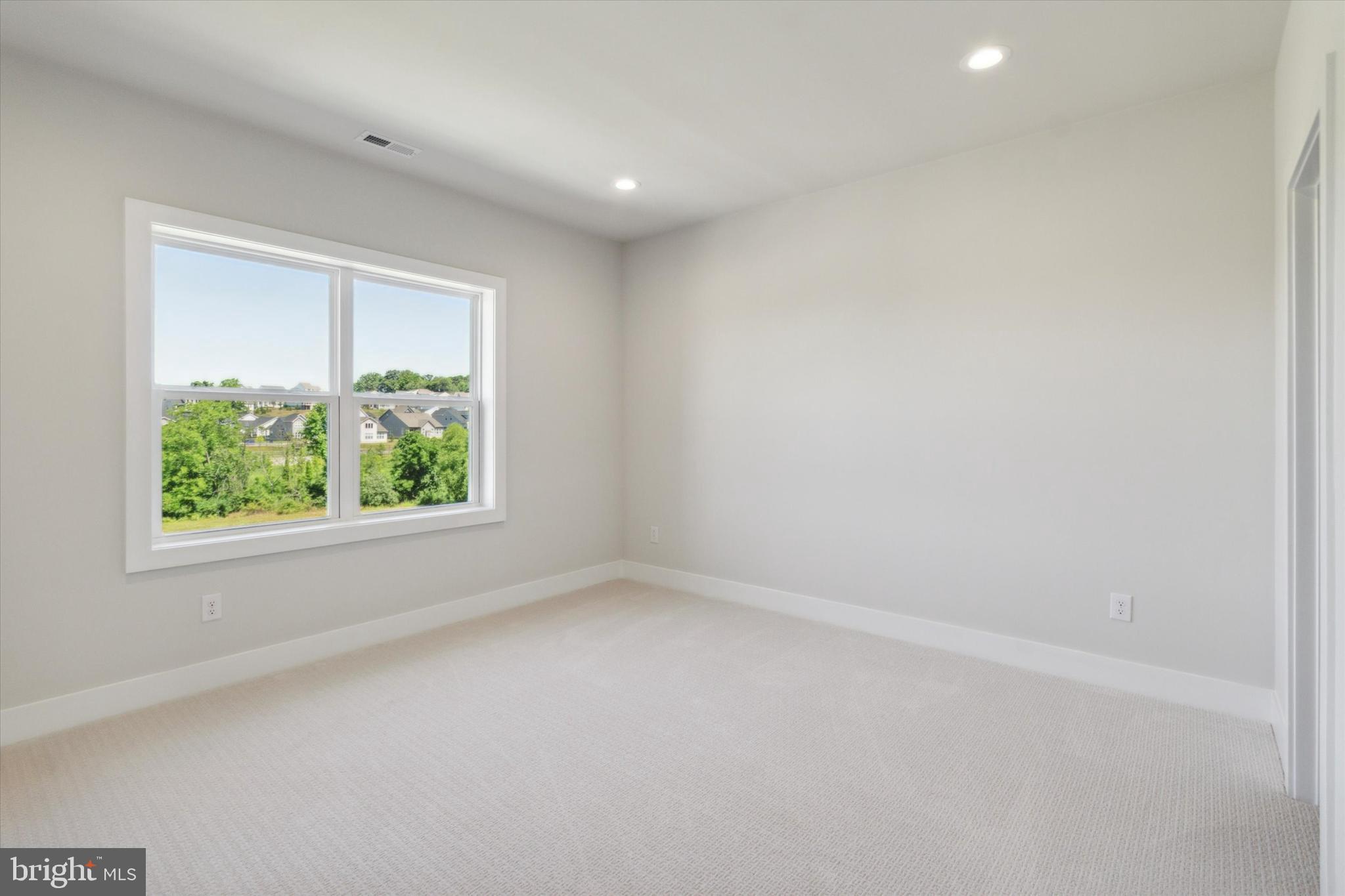 PRESERVE AT MARSH CREEK - CARRIAGE COLLECTION - Residential