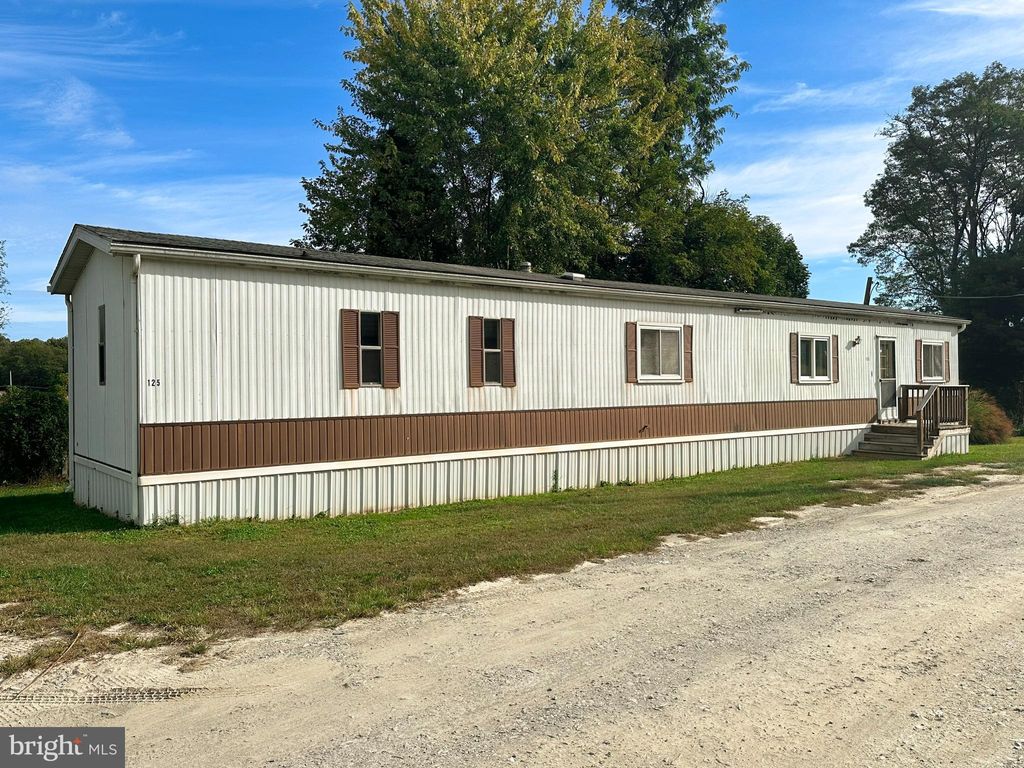 Photo of 125 Haven Drive, YORK, PA 17406 (MLS # PAYK2091450)