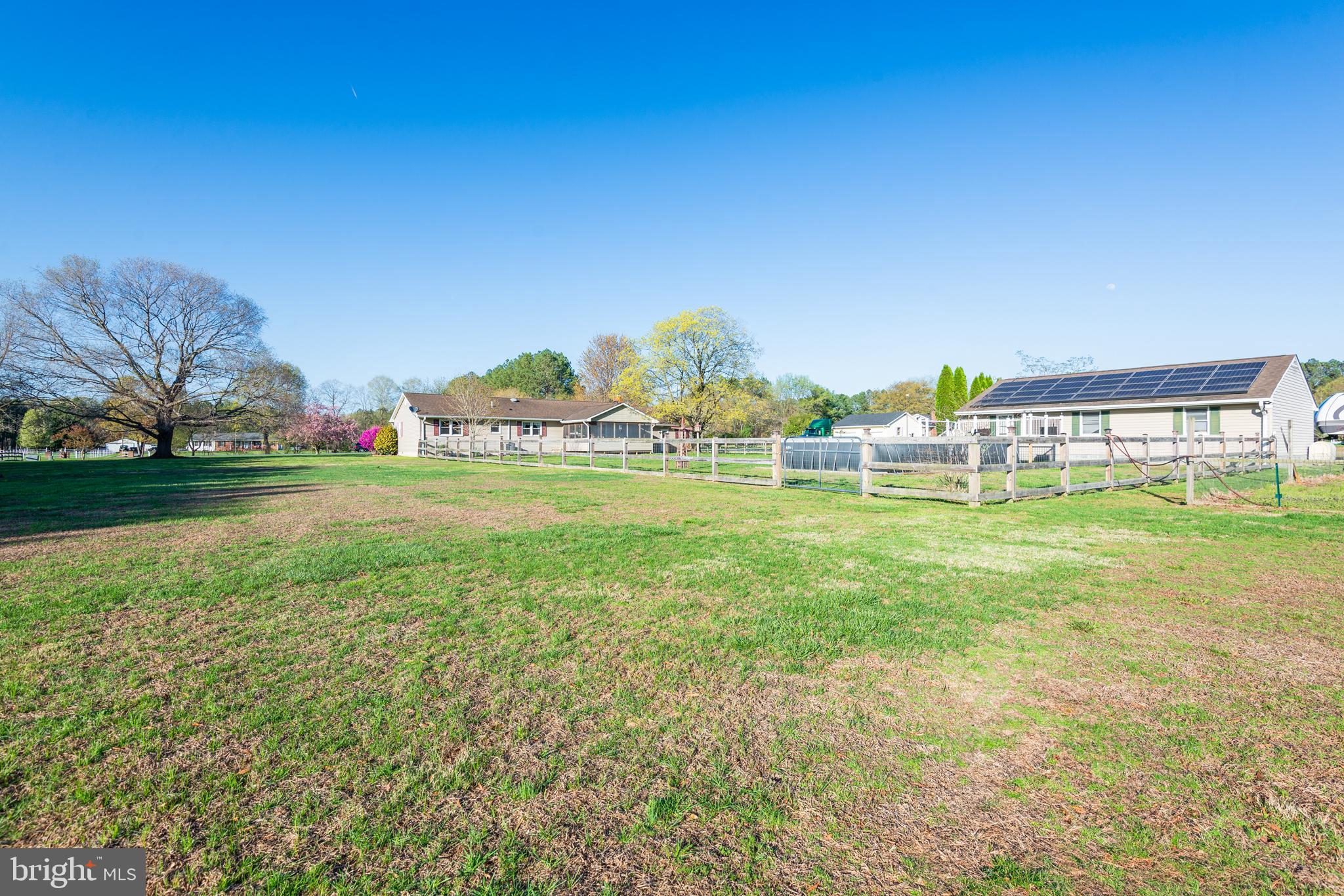 OAKLAND ACRES - Residential