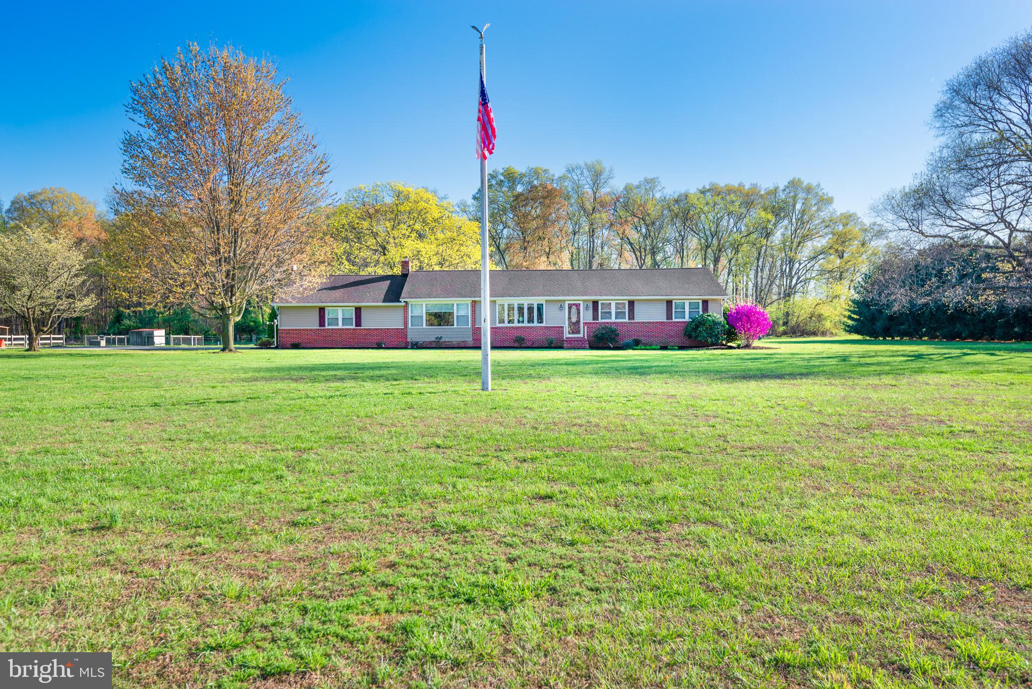 OAKLAND ACRES - Residential