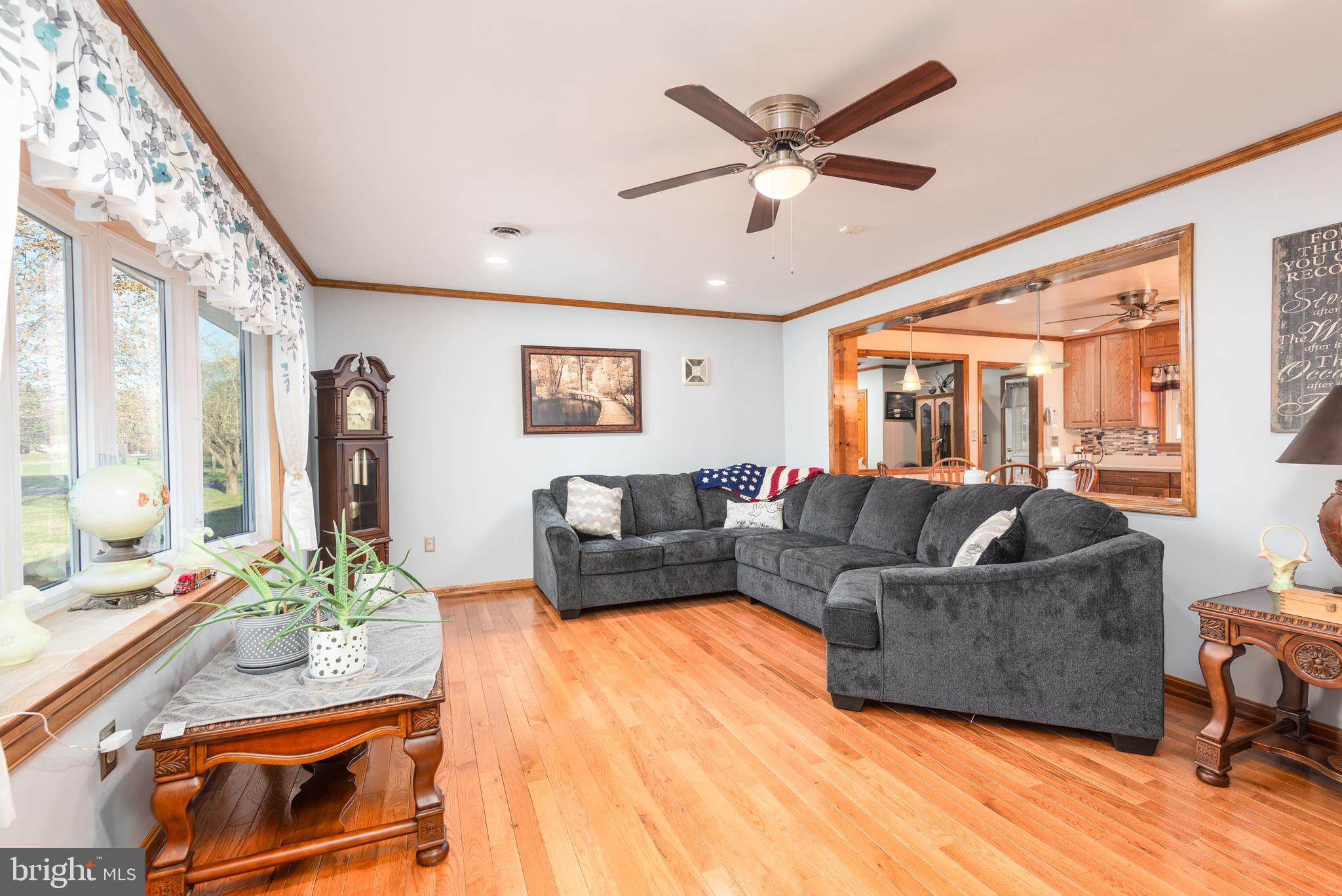 OAKLAND ACRES - Residential