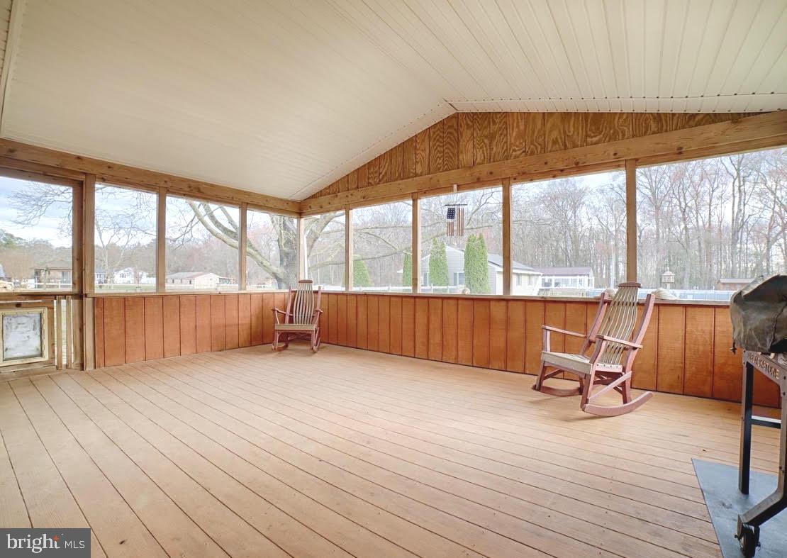 OAKLAND ACRES - Residential