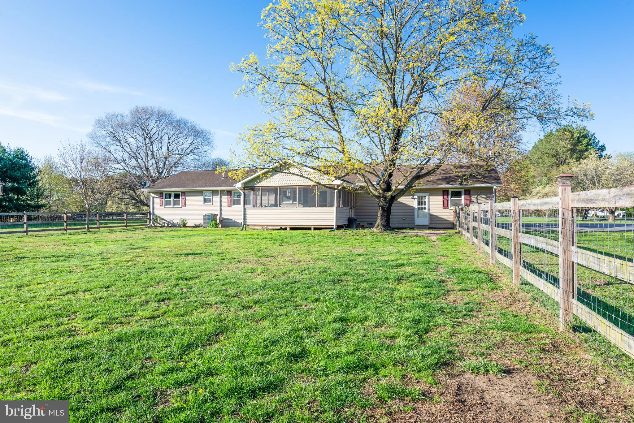 24131 CARRLYN DRIVE