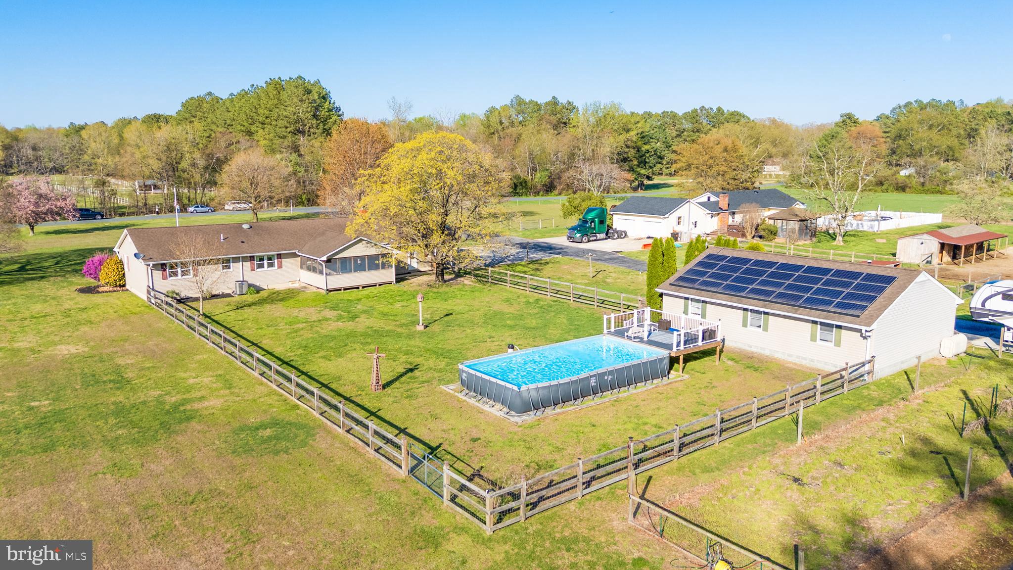 OAKLAND ACRES - Residential