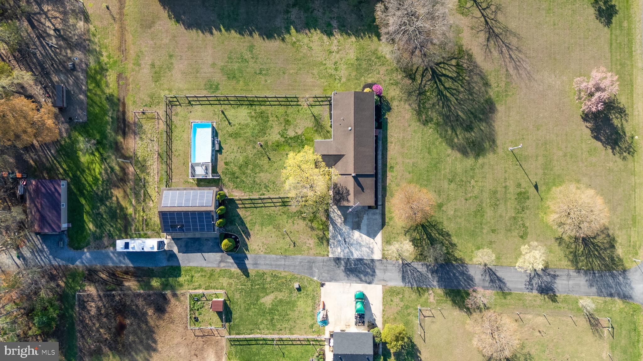 OAKLAND ACRES - Residential