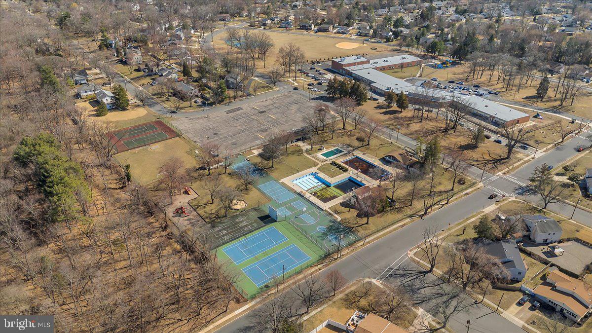 WOODCREST - Residential