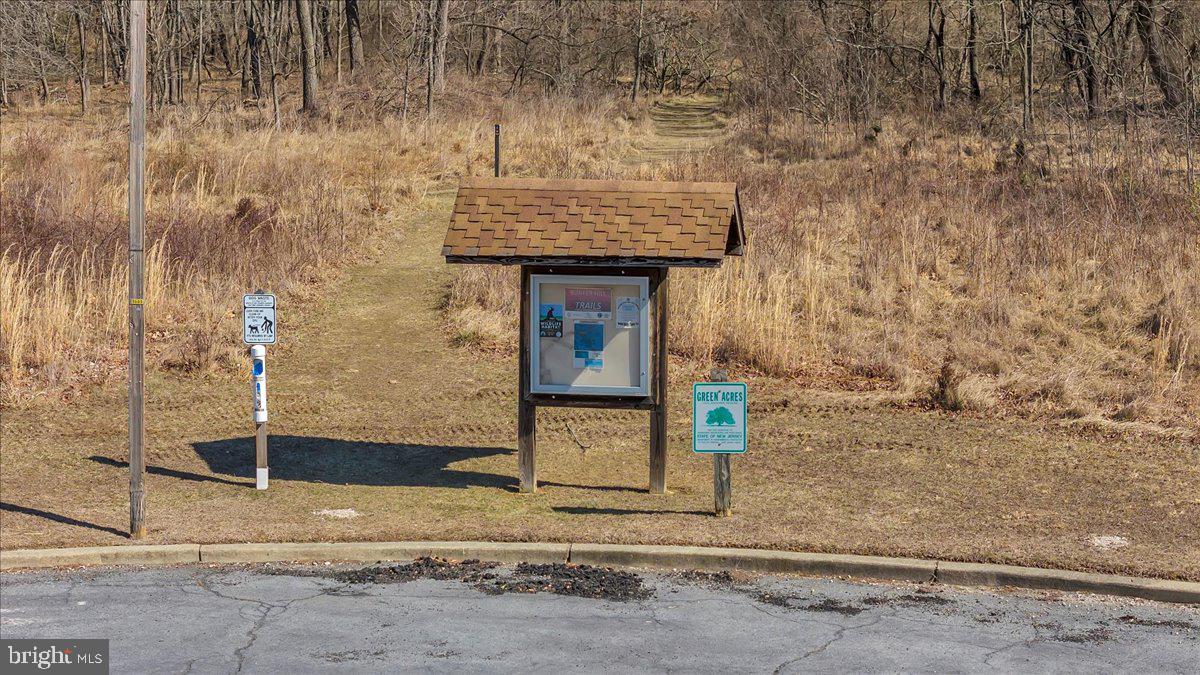 WOODCREST - Residential