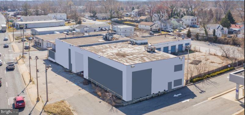 BROOKLYN PARK - Commercial Sale