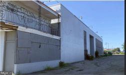 BROOKLYN PARK - Commercial Sale