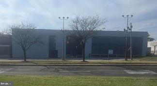 BROOKLYN PARK - Commercial Sale