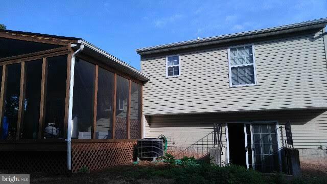 SARAHS CHOICE - Residential