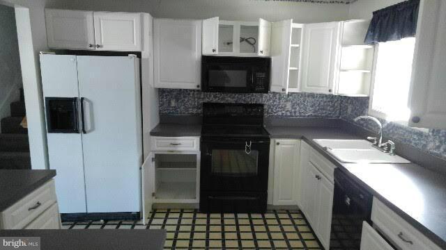 SARAHS CHOICE - Residential