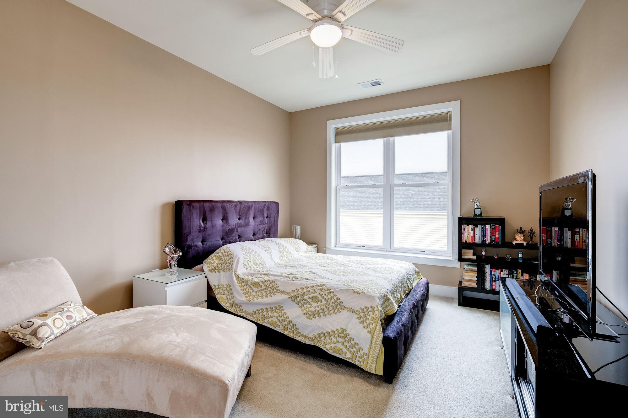 POTOMAC YARD - Residential Lease