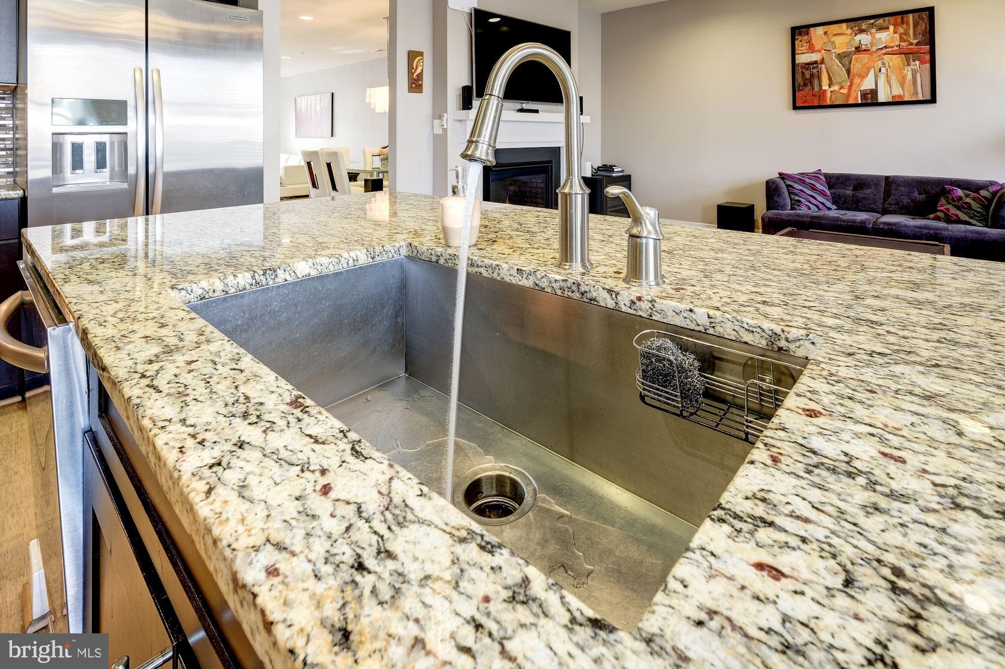 POTOMAC YARD - Residential Lease