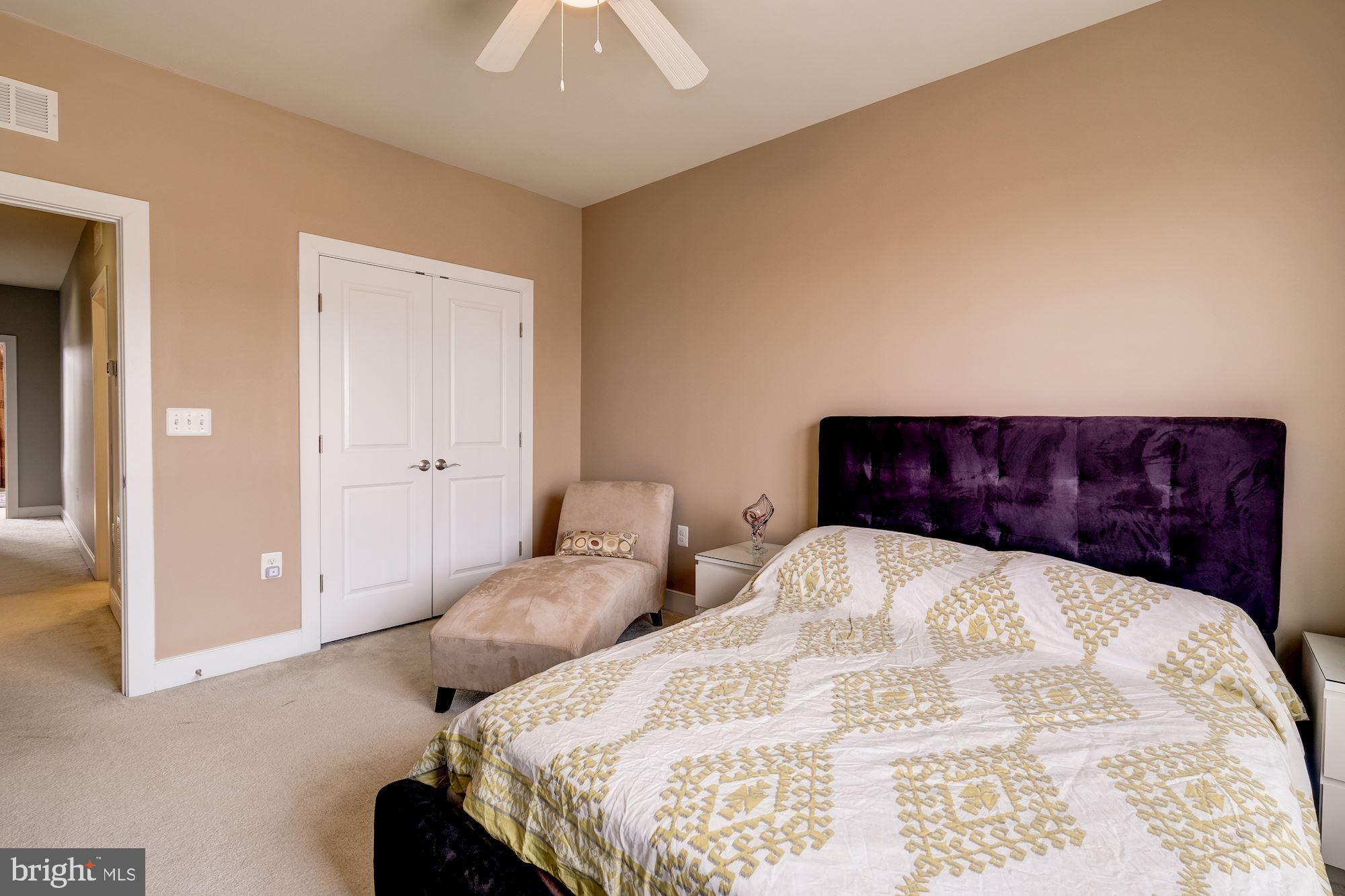 POTOMAC YARD - Residential Lease