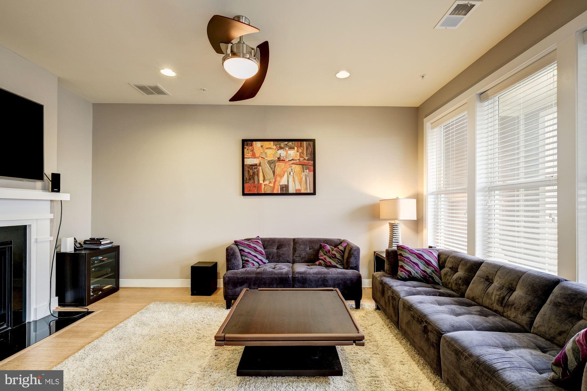 POTOMAC YARD - Residential Lease