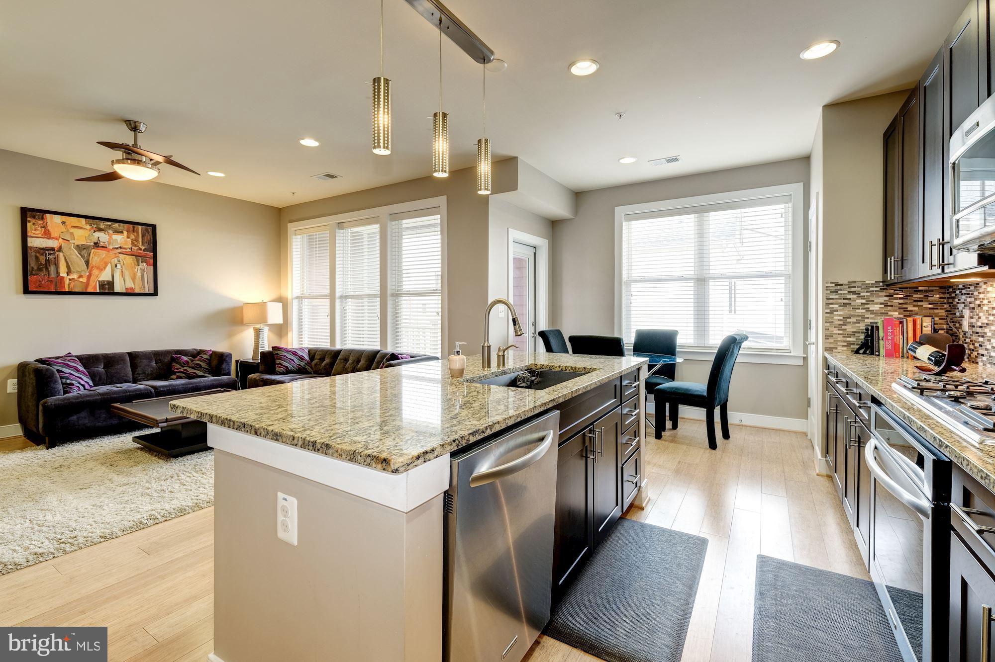 POTOMAC YARD - Residential Lease