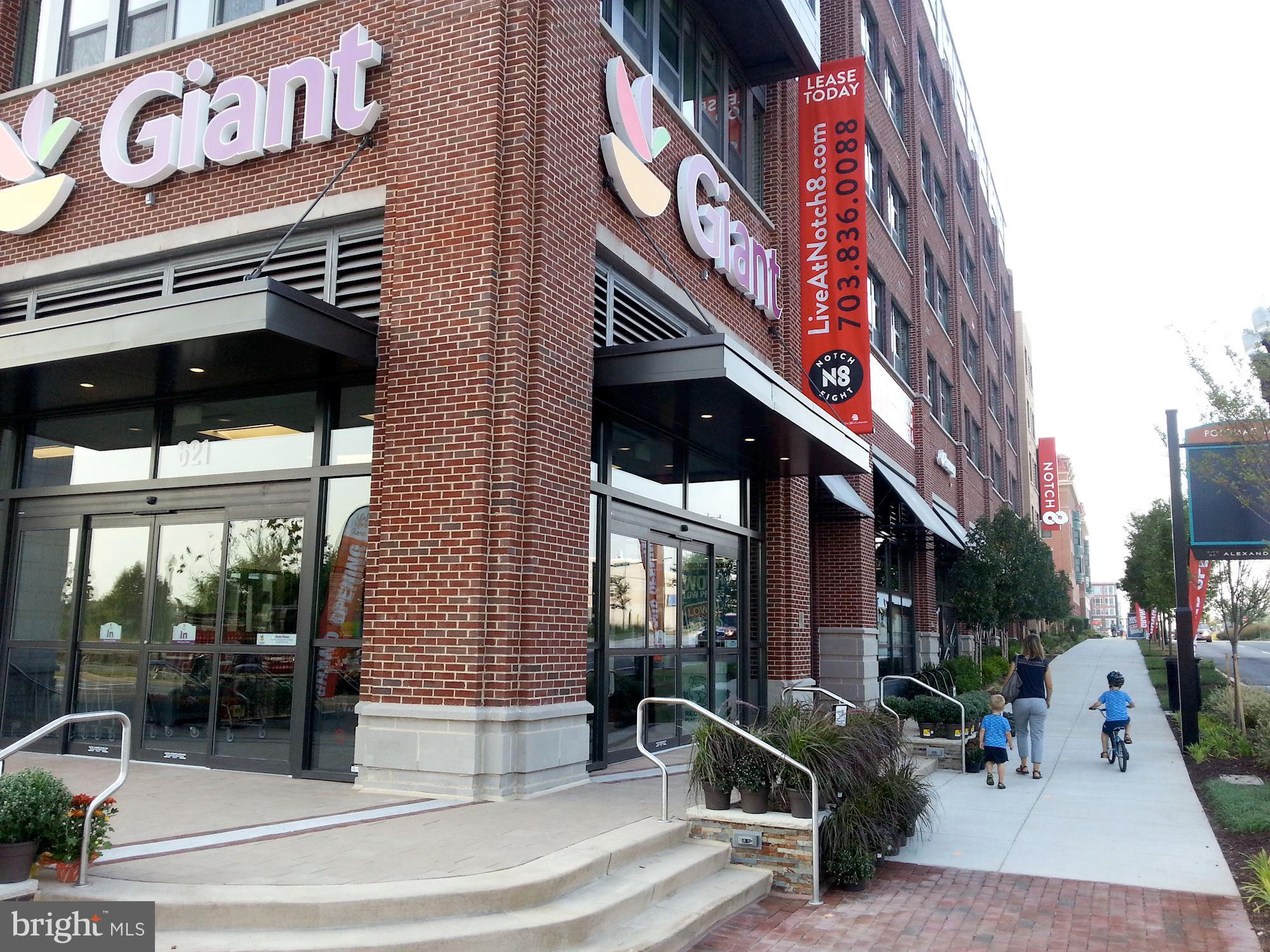 POTOMAC YARD - Residential Lease