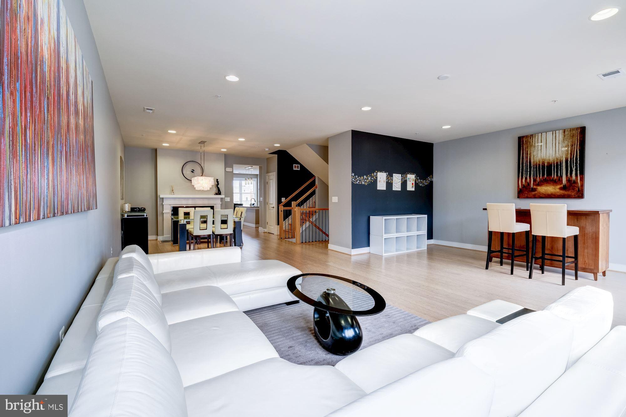 POTOMAC YARD - Residential Lease