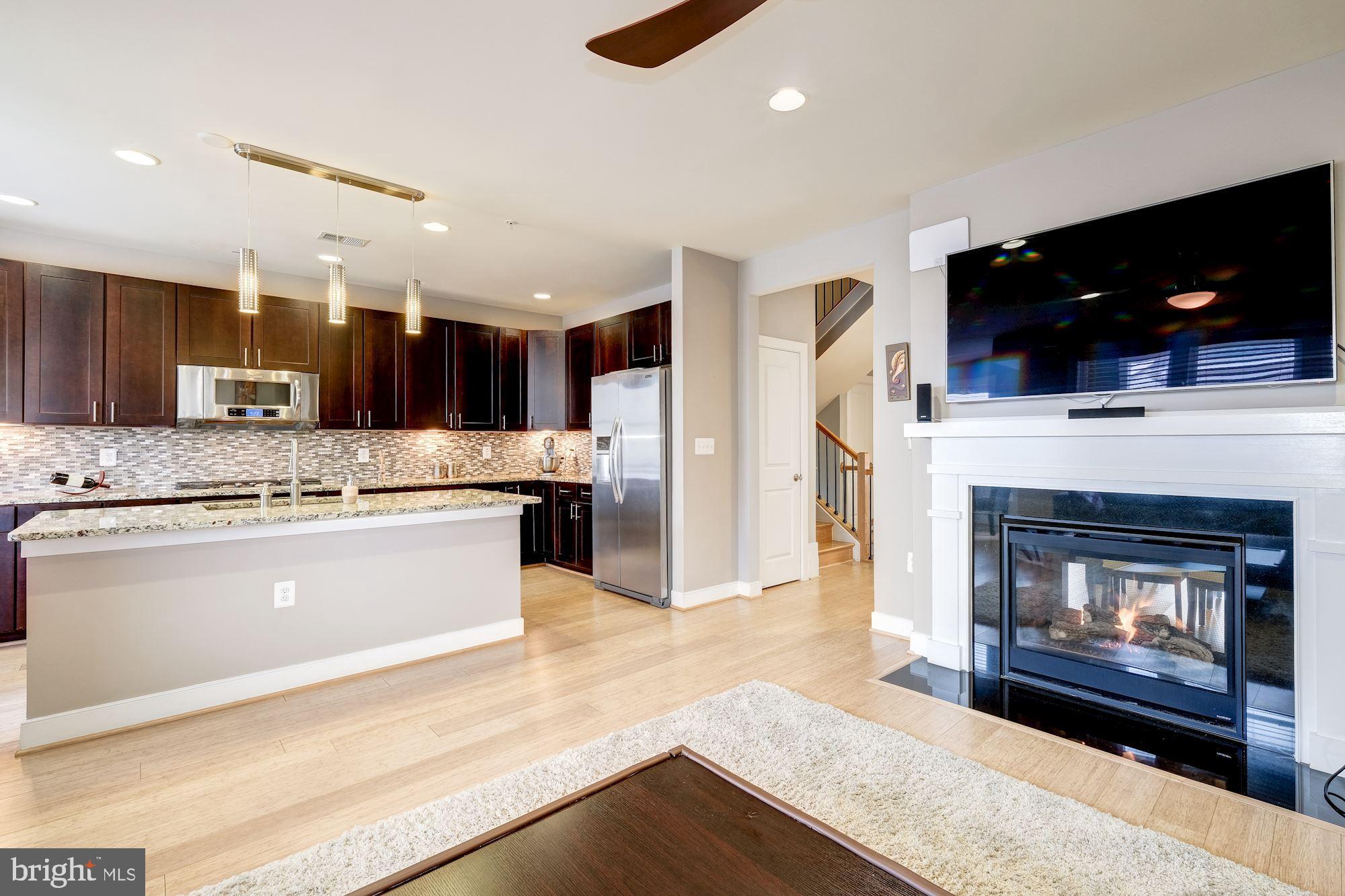 POTOMAC YARD - Residential Lease