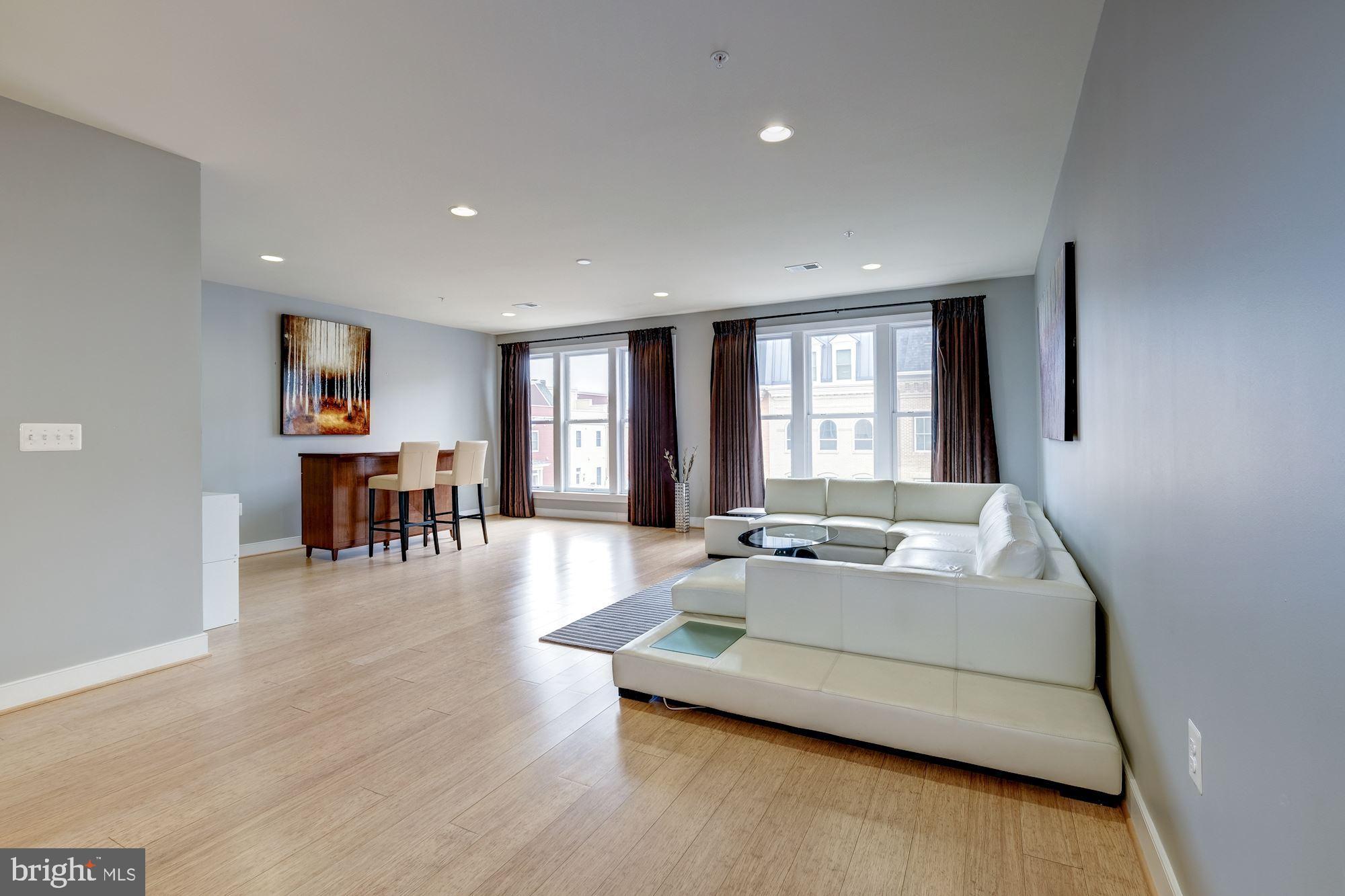 POTOMAC YARD - Residential Lease