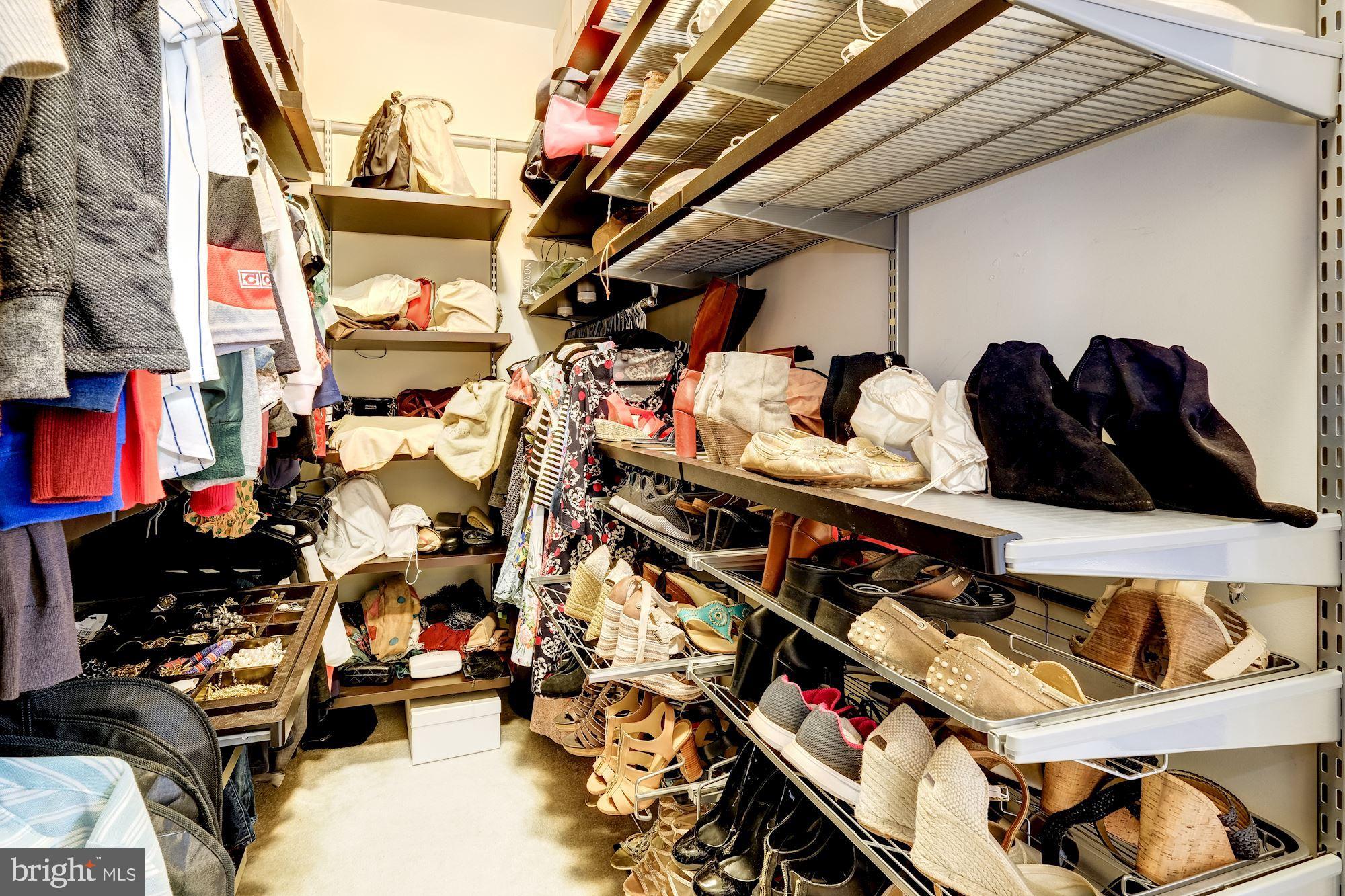 POTOMAC YARD - Residential Lease