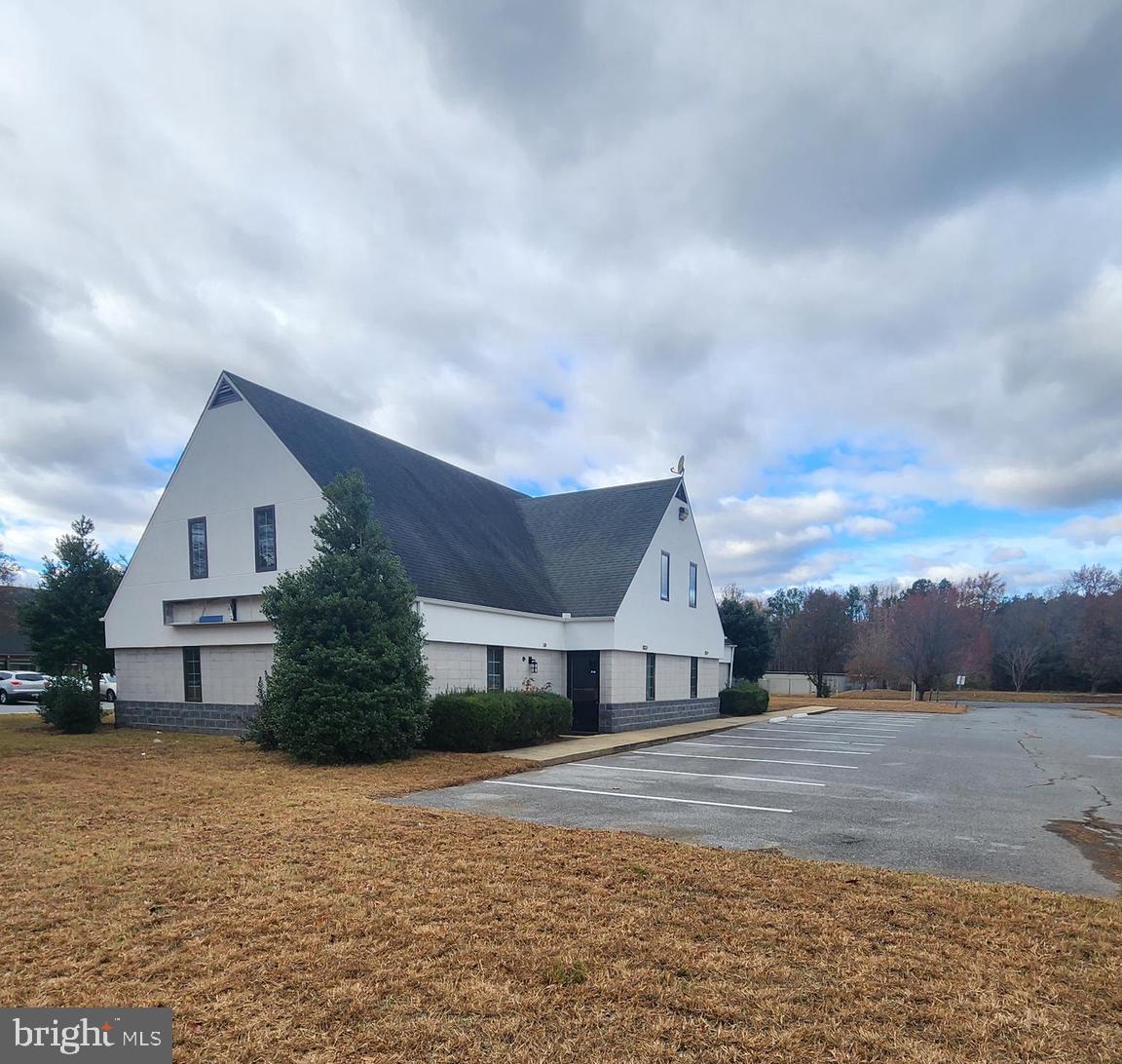 Conveniently located on Route 50 / Ocean Gateway, just off the major intersection at Walston Switch Rd, central to Salisbury, Maryland. This commercial property is in the Beaver Run Business Park and features approximately 4,550 square feet of office space. High Visability, Private Parking w/ 27 spaces. Businesses in the immediate area include Chesapeake Healthcare & Salisbury Musculoskeletal Clinic on either side, 7-Eleven on the corner, a variety of other businesses in the park include Delmarva Power Sports, Pool Tech, Coastal Comfort Heat & Air, Spicer Bros. Construction, Sandpiper Energy. Directly across Rt. 50 is Wor-Wic Community College , Royal Farms, & Arby's, and is close to Perdue Corp. Headquarters.Zoned LBI, Light Business Institutional. Building layout includes: 2 Front entry doors, double back door; 1st floor is mostly open finished space, 1 office, 1 bathroom, reception area; Upstairs features 3 offices, open space, and another bathroom, storage. The property is just over 1 acre with lighted building signage and road frontage on Rt. 50, Ocean Gateway. Located in Salisbury, MD and 30 min. to Ocean City, MD.