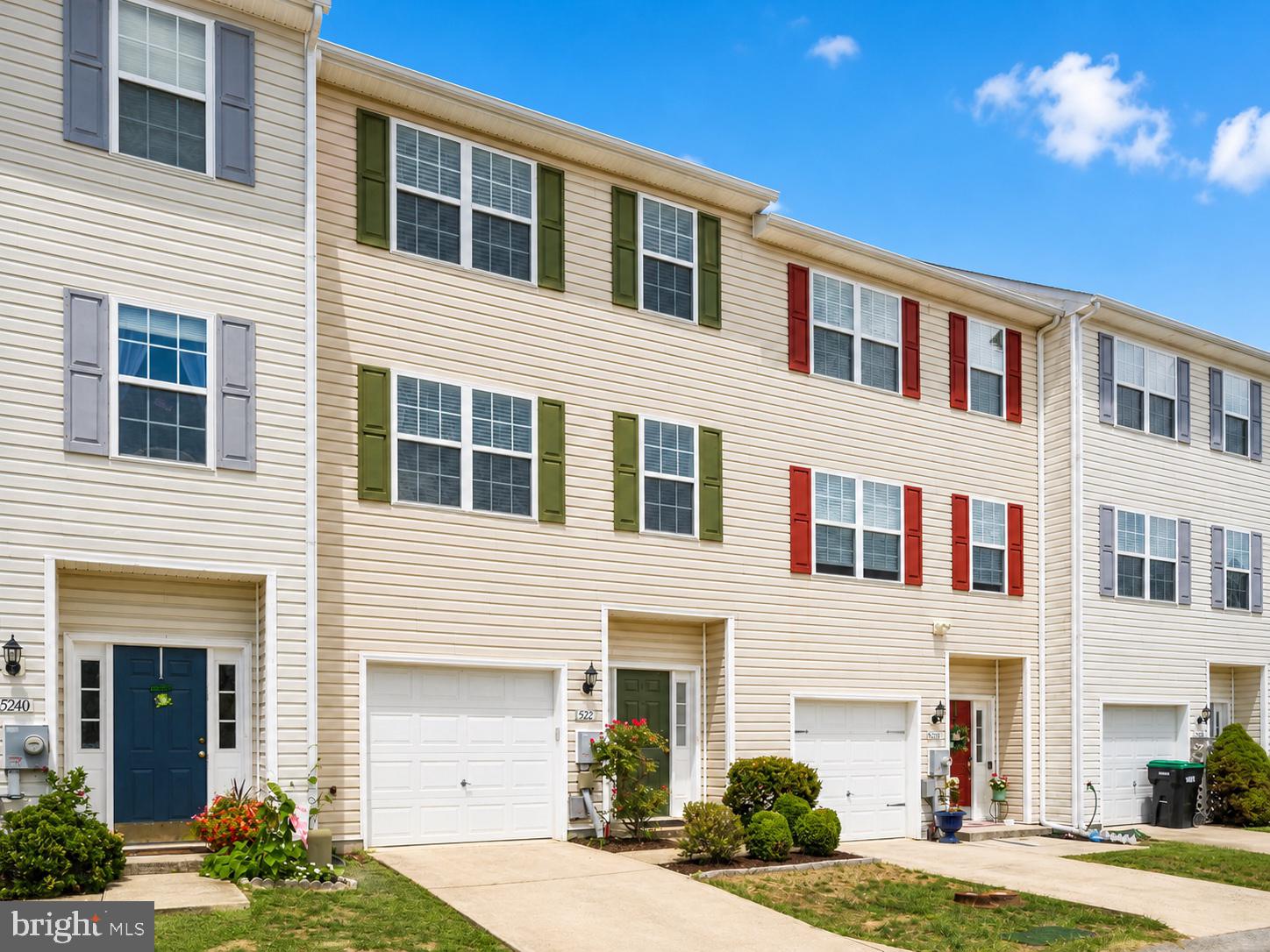 HUNTINGTON MEADOWS - Residential