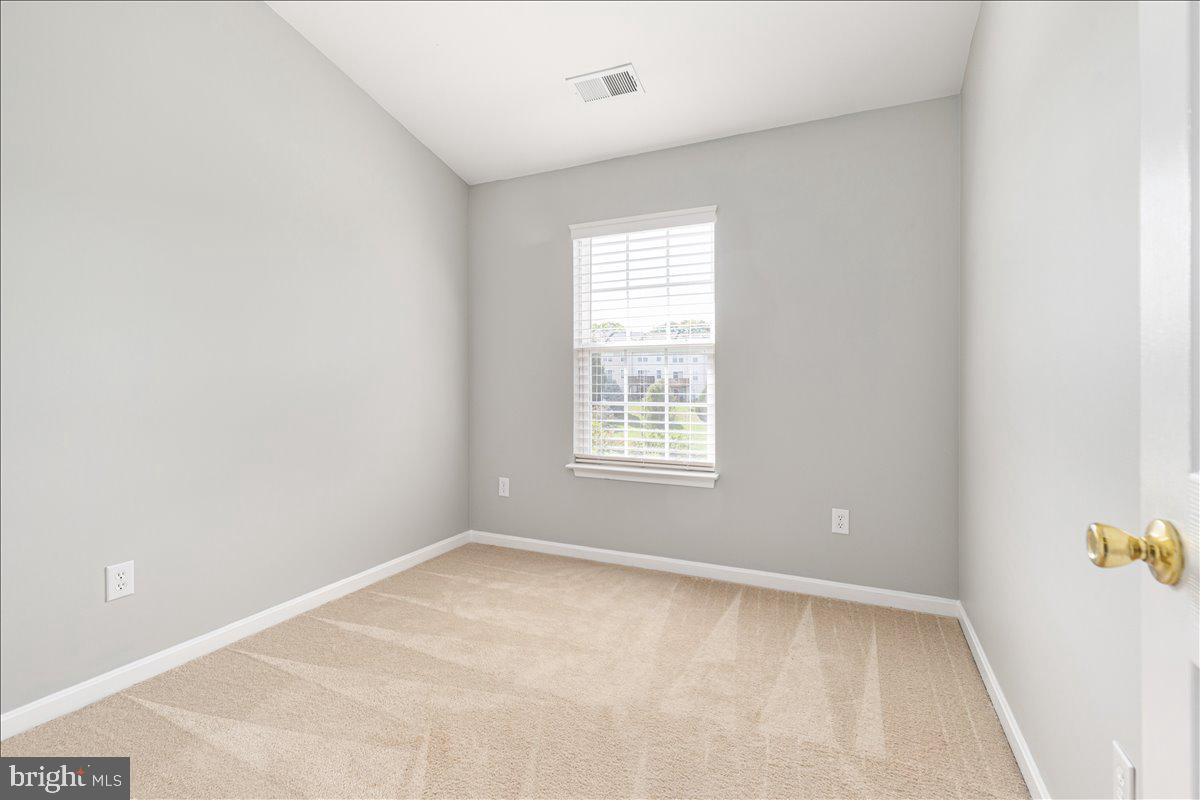 HUNTINGTON MEADOWS - Residential