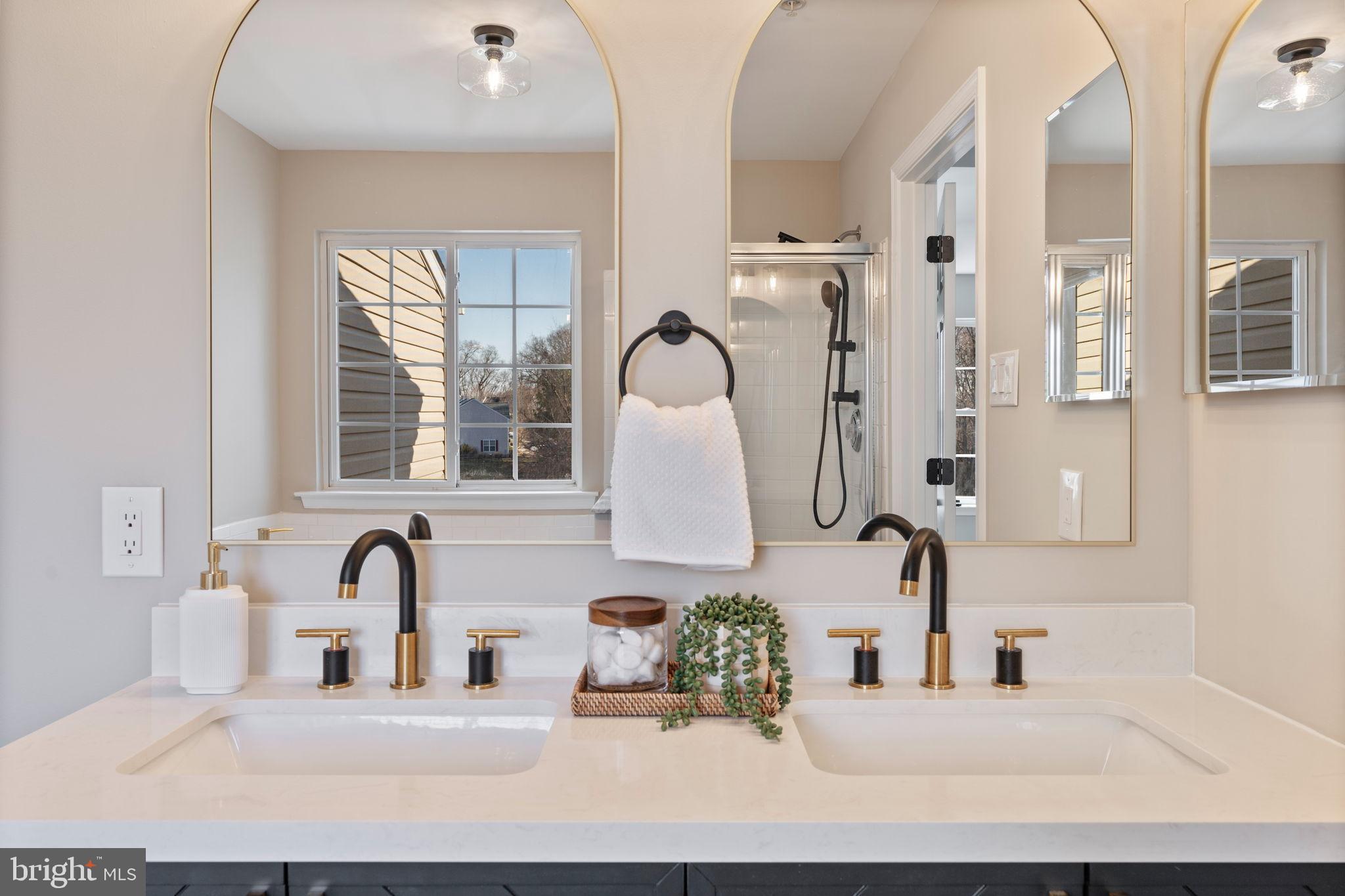 WINTERS RUN MANOR - Residential