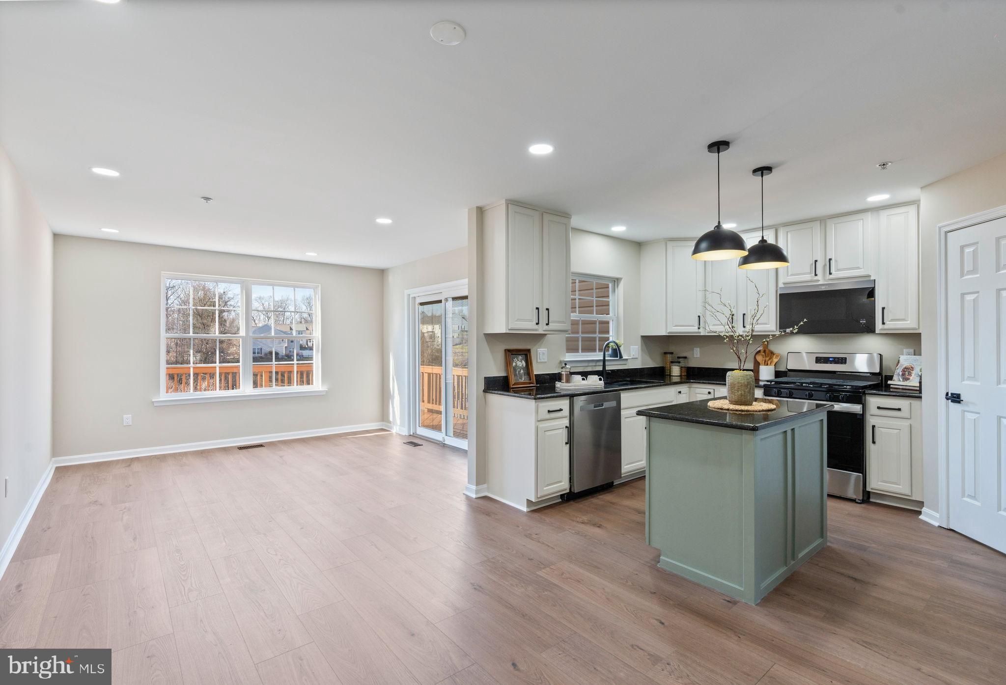 WINTERS RUN MANOR - Residential