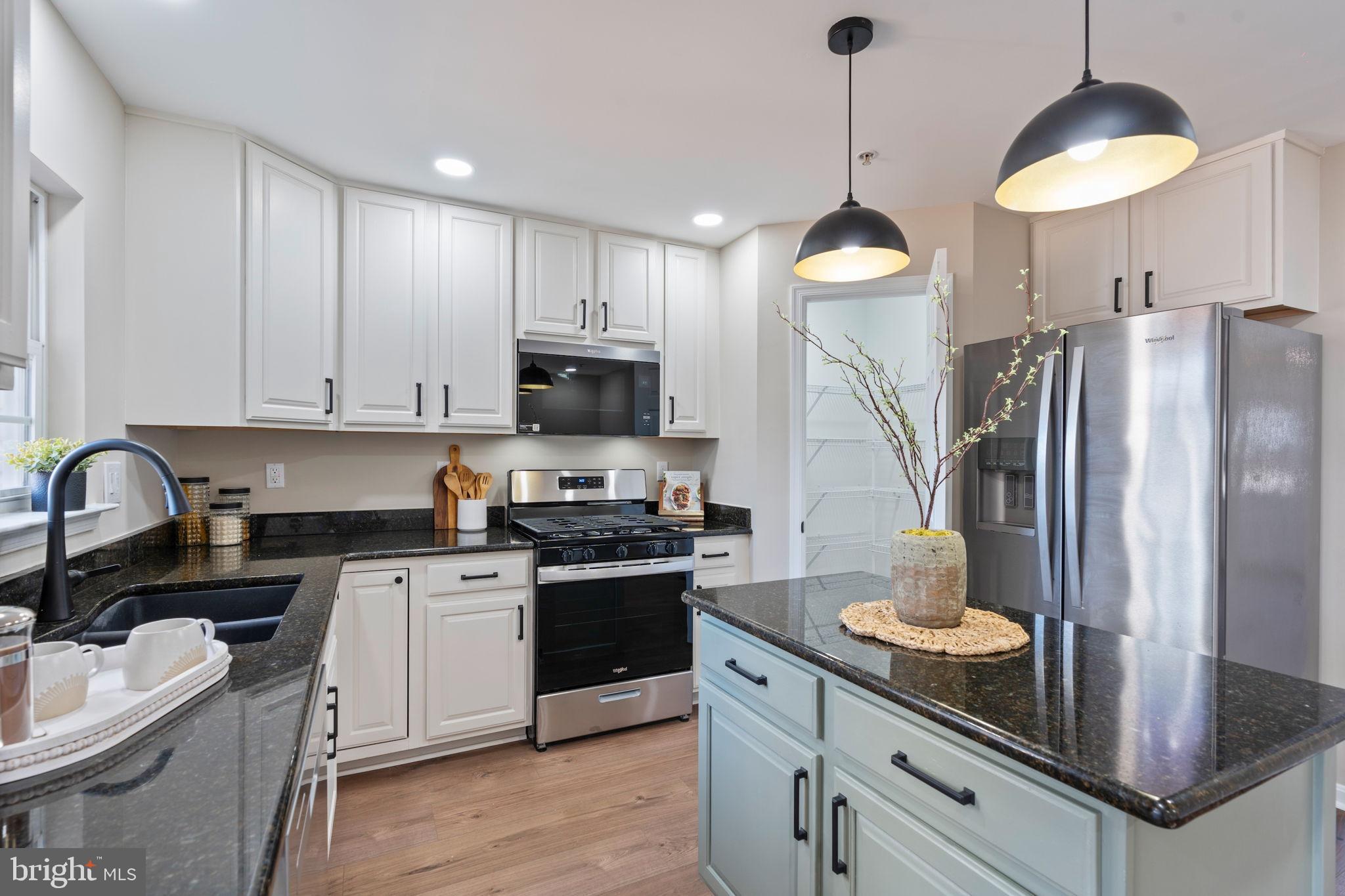 WINTERS RUN MANOR - Residential