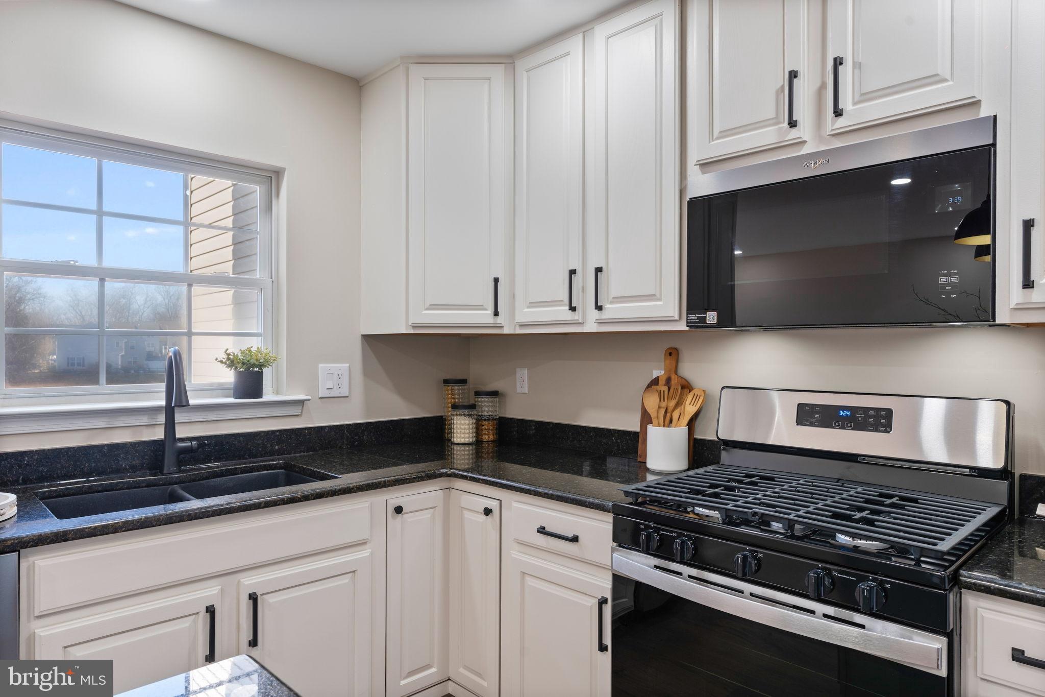 WINTERS RUN MANOR - Residential