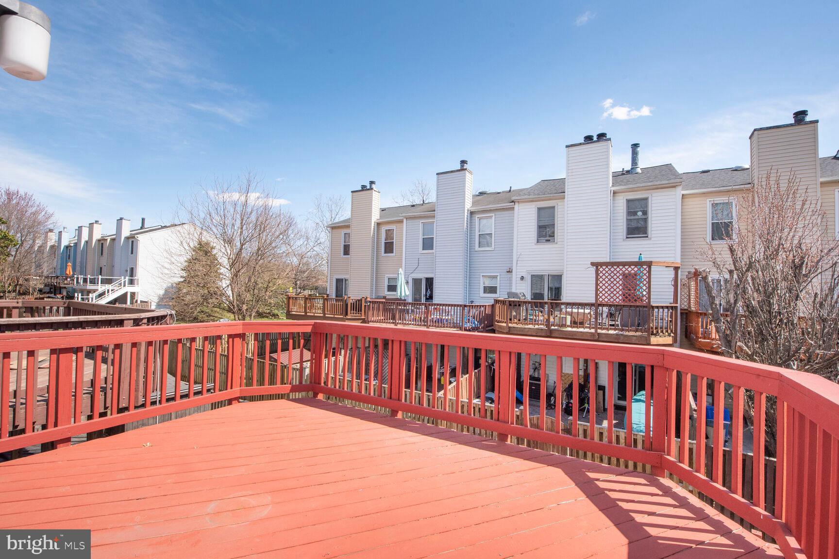 FRANKLIN FARM - Residential