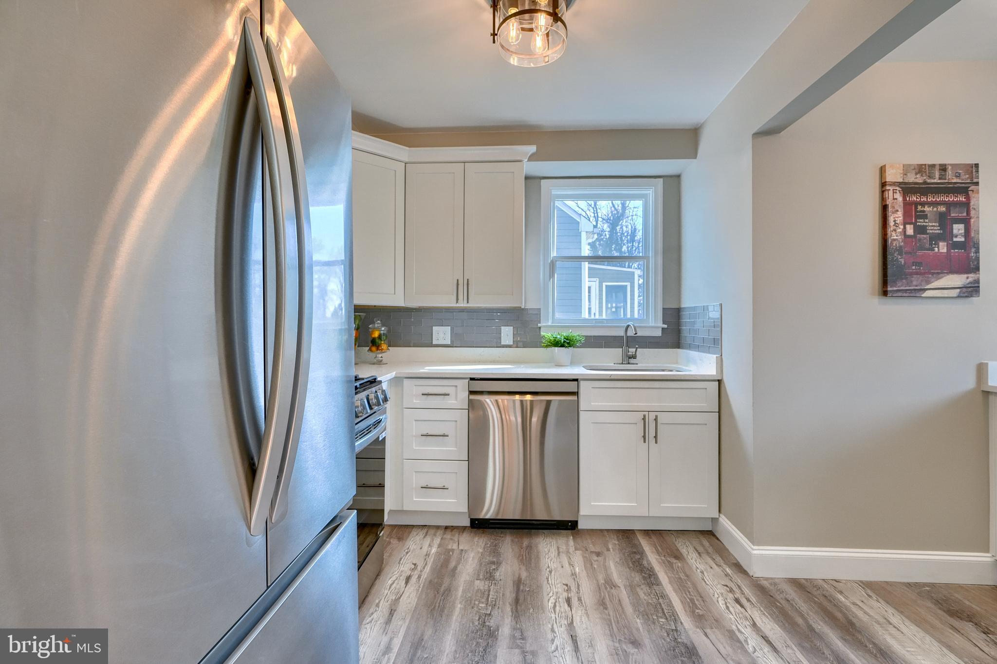 HILLENDALE PARK - Residential