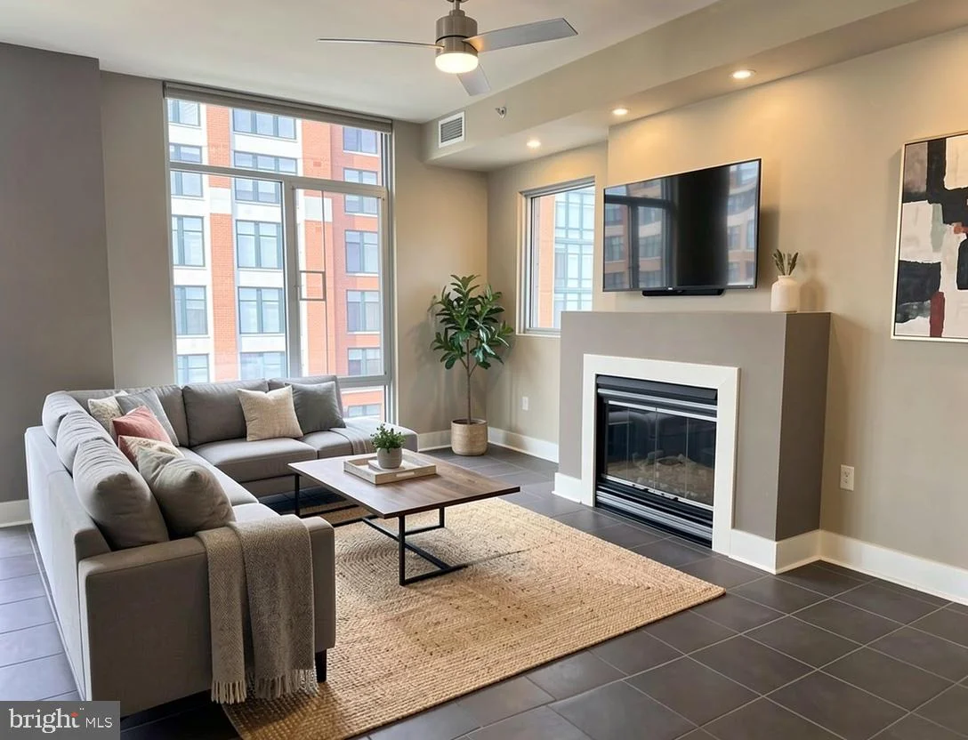 1400 Lancaster Street Unit 1002