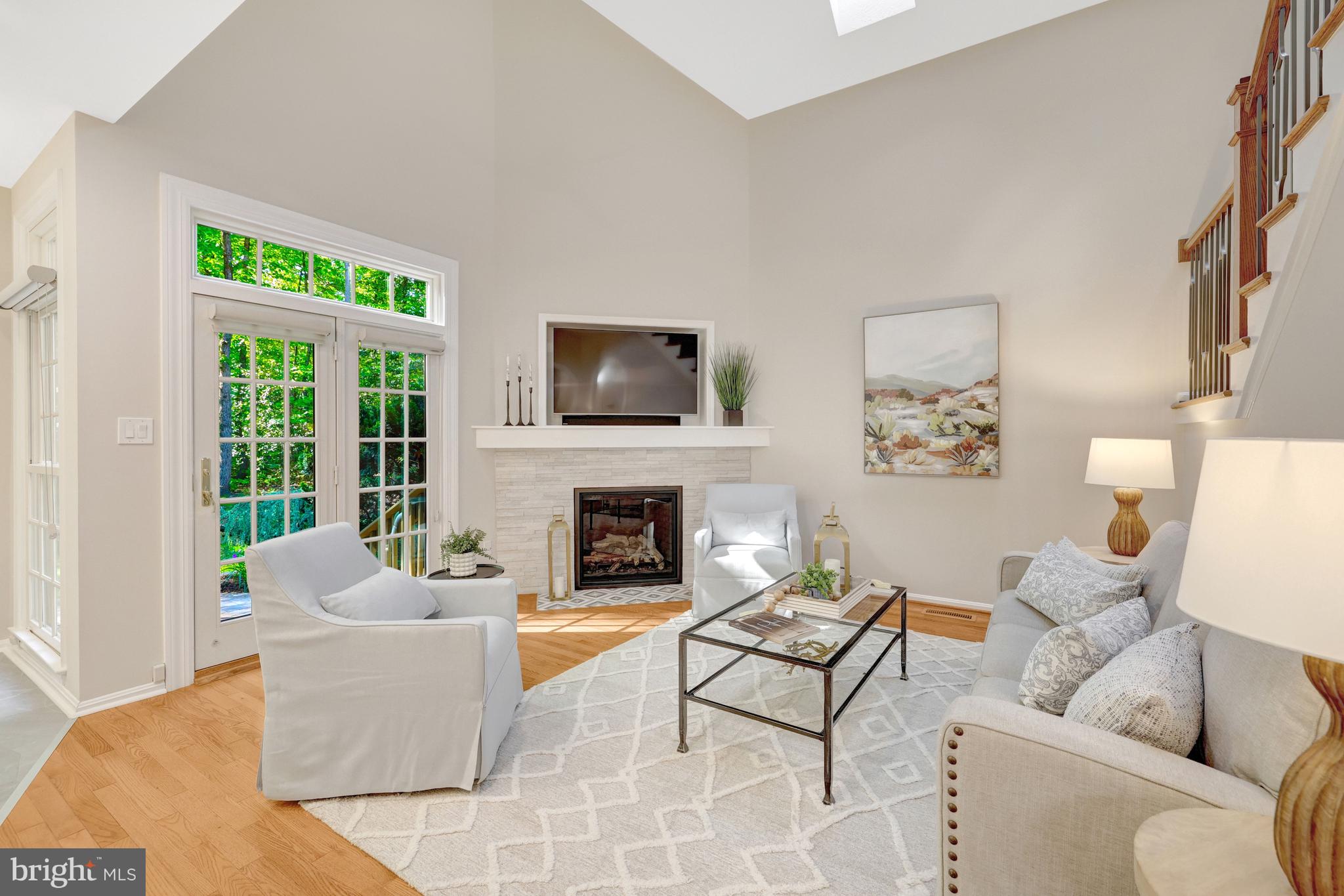 RESTON - Residential