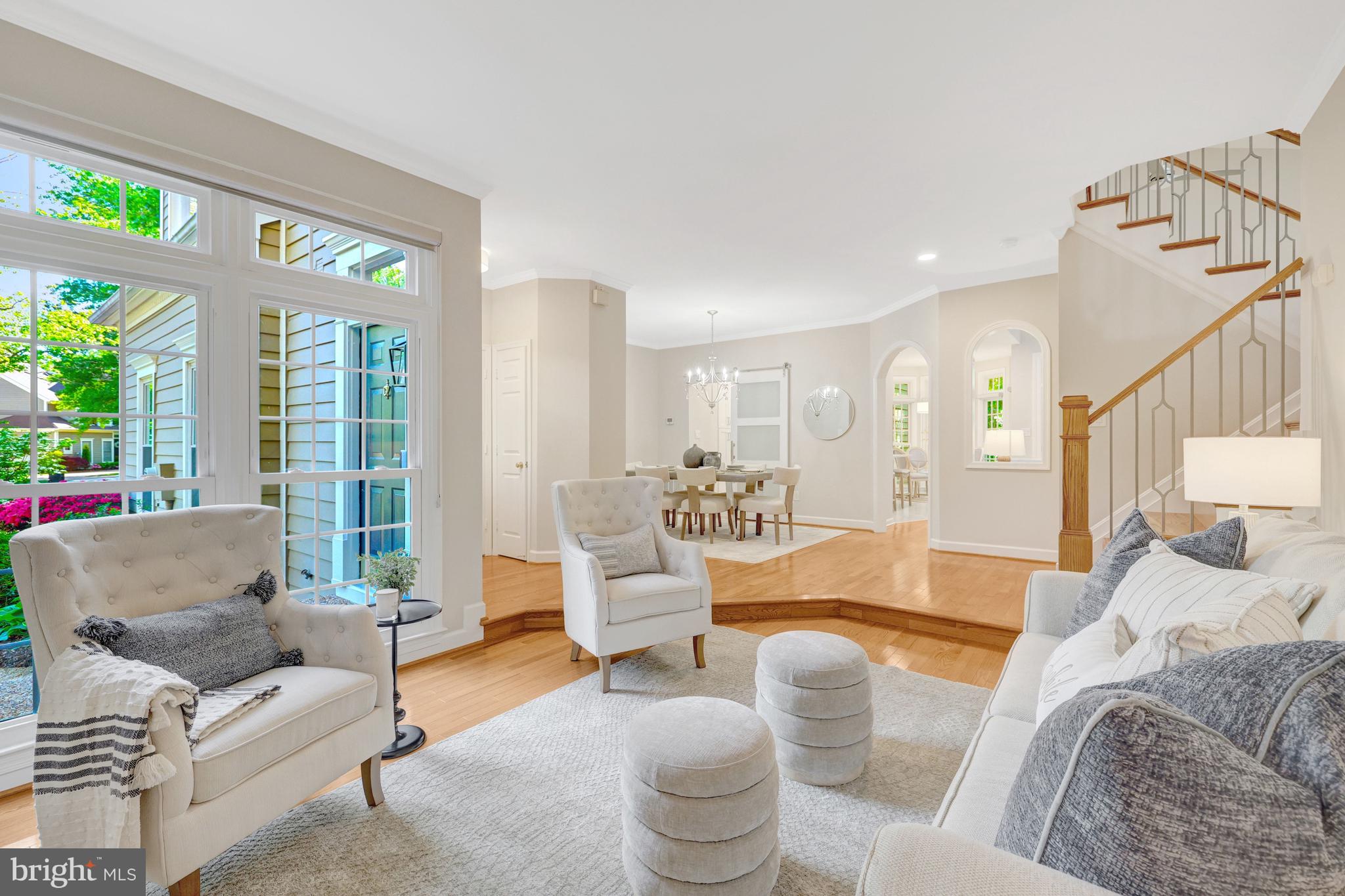 RESTON - Residential