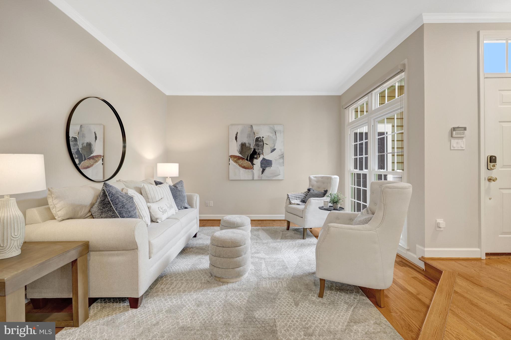 RESTON - Residential