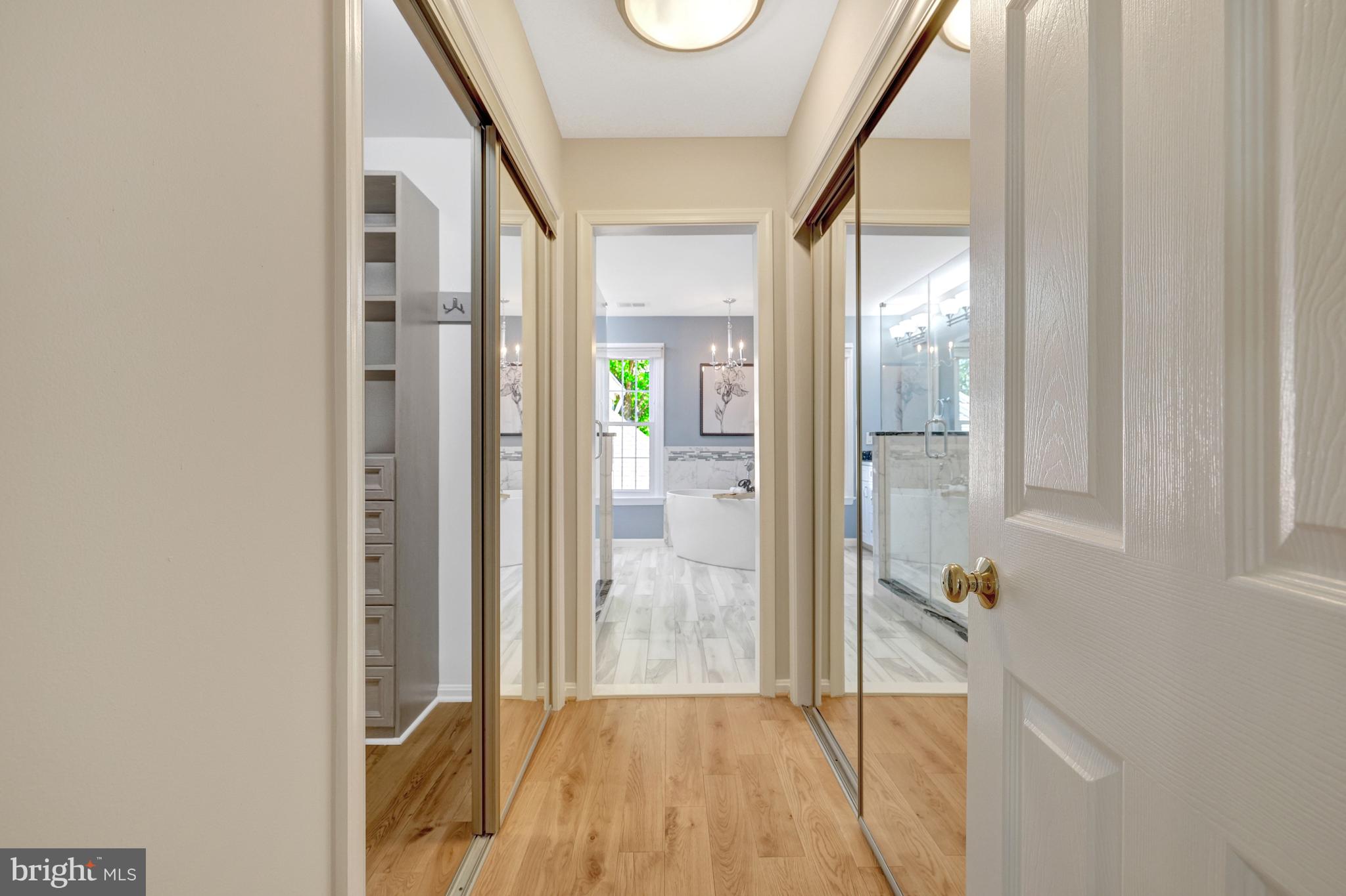RESTON - Residential
