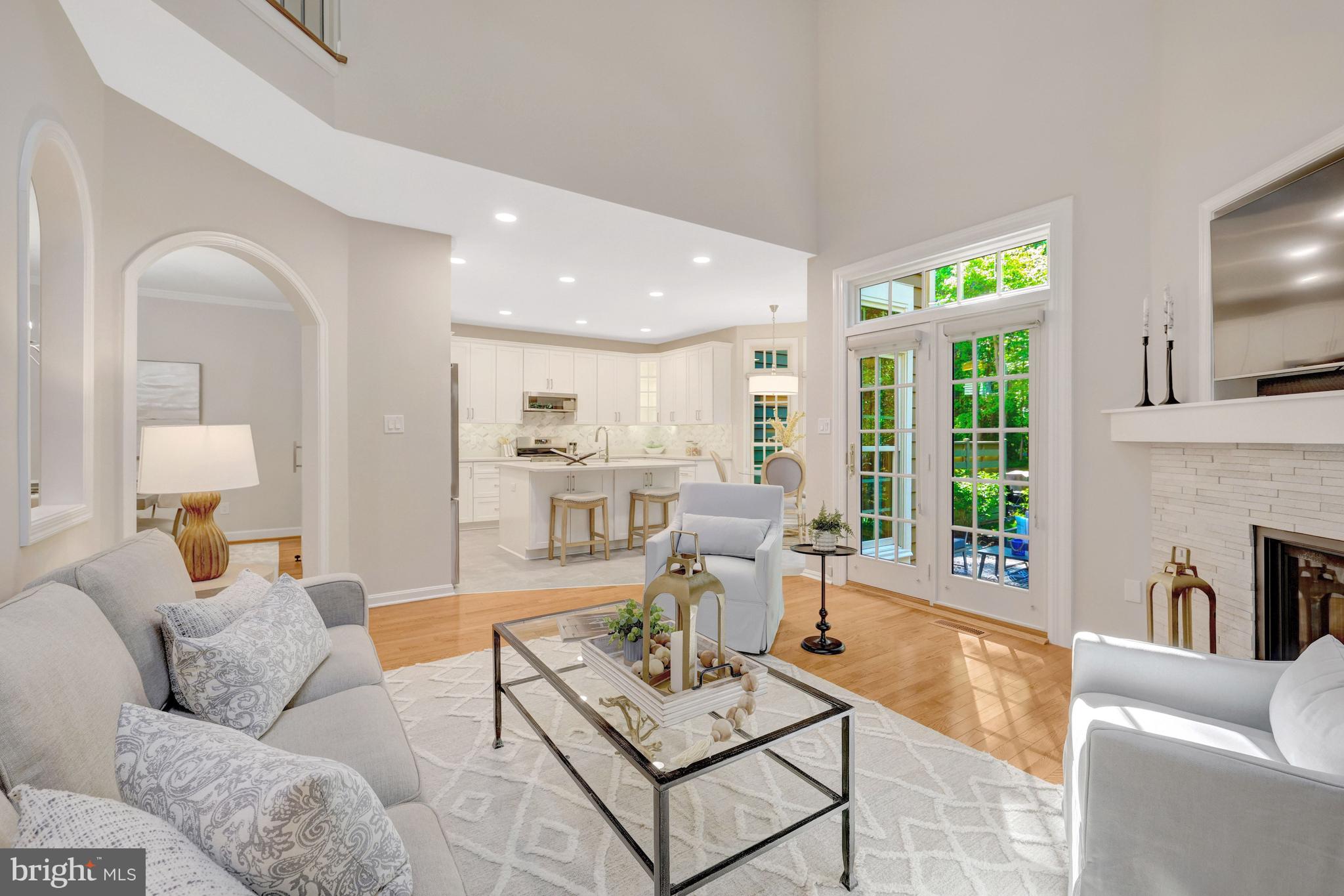 RESTON - Residential