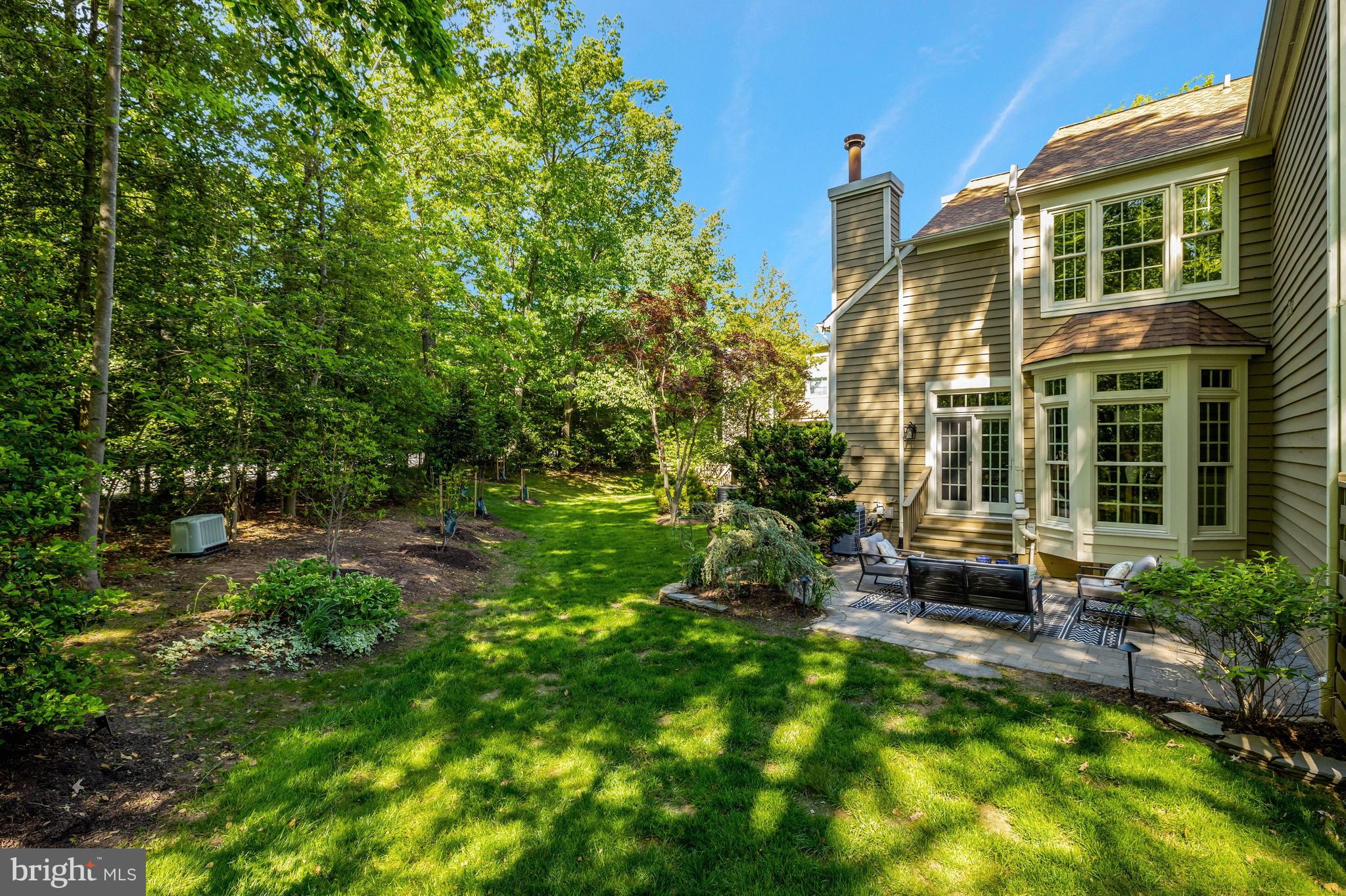 RESTON - Residential