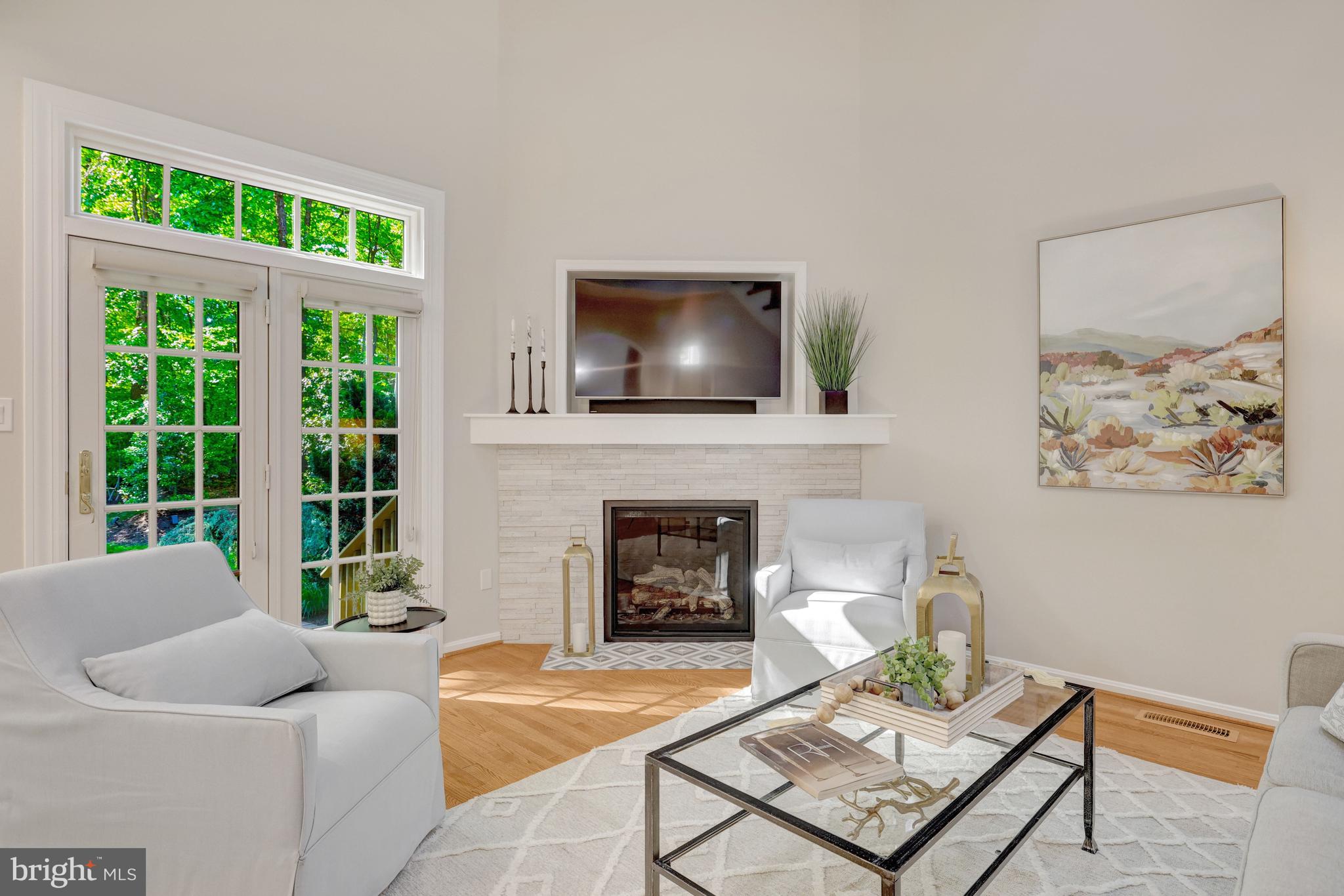 RESTON - Residential