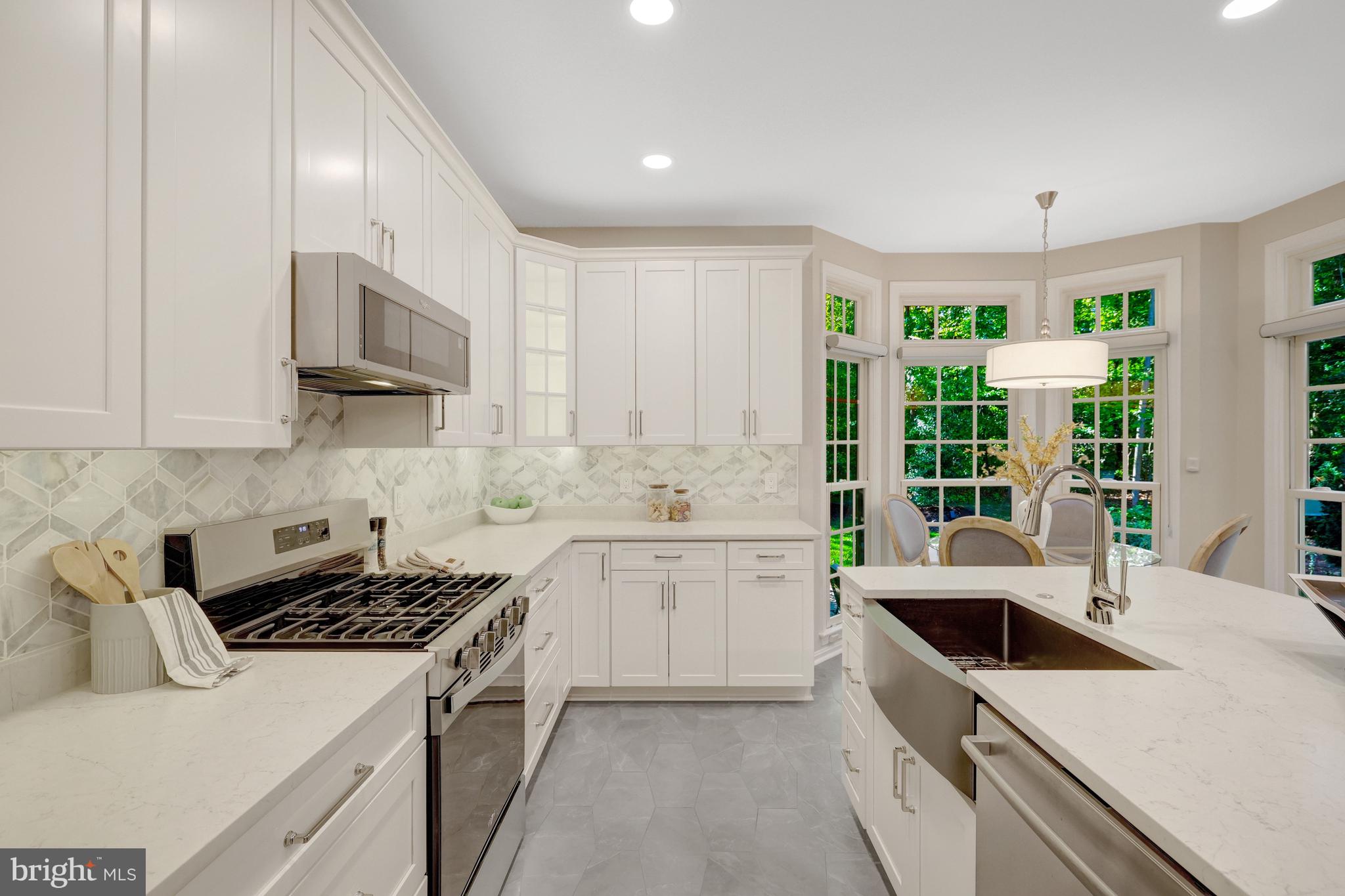RESTON - Residential